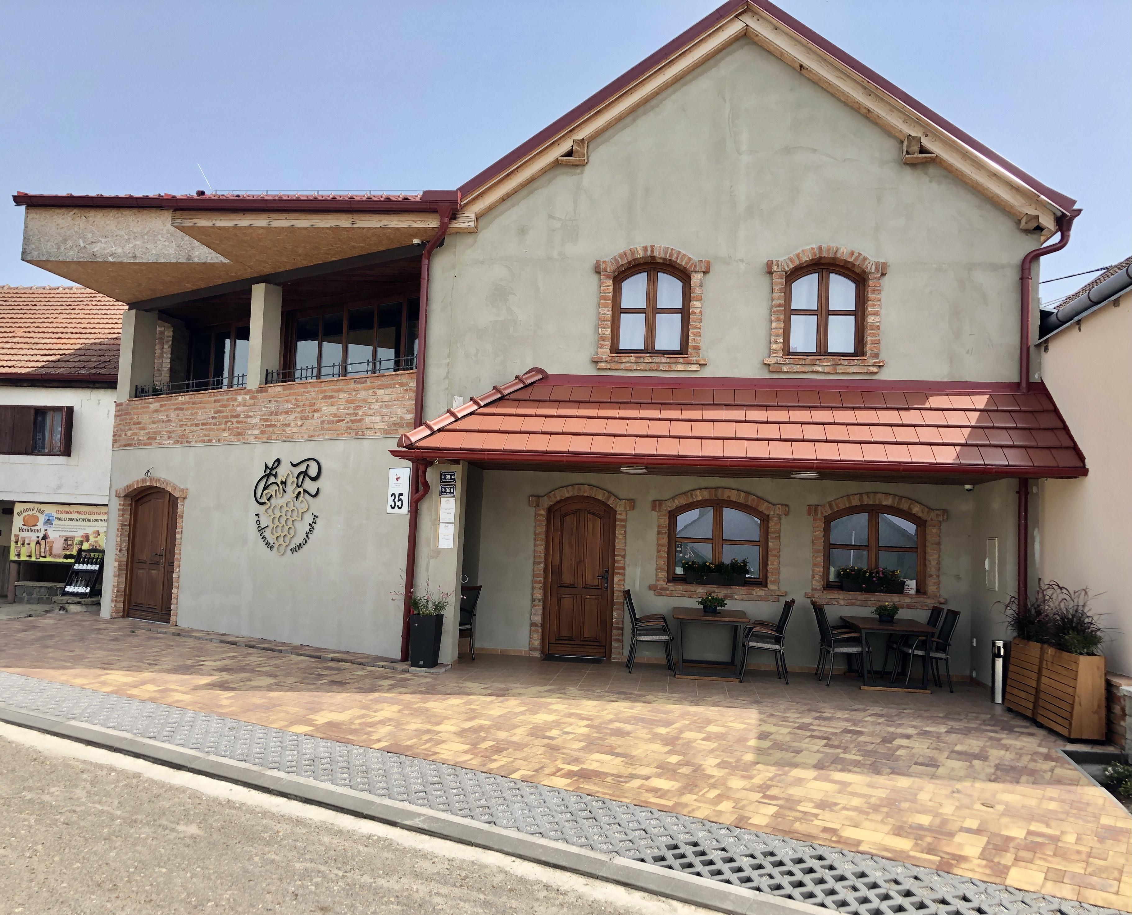 Rodinné vinařství Zdenek Polach foto 2