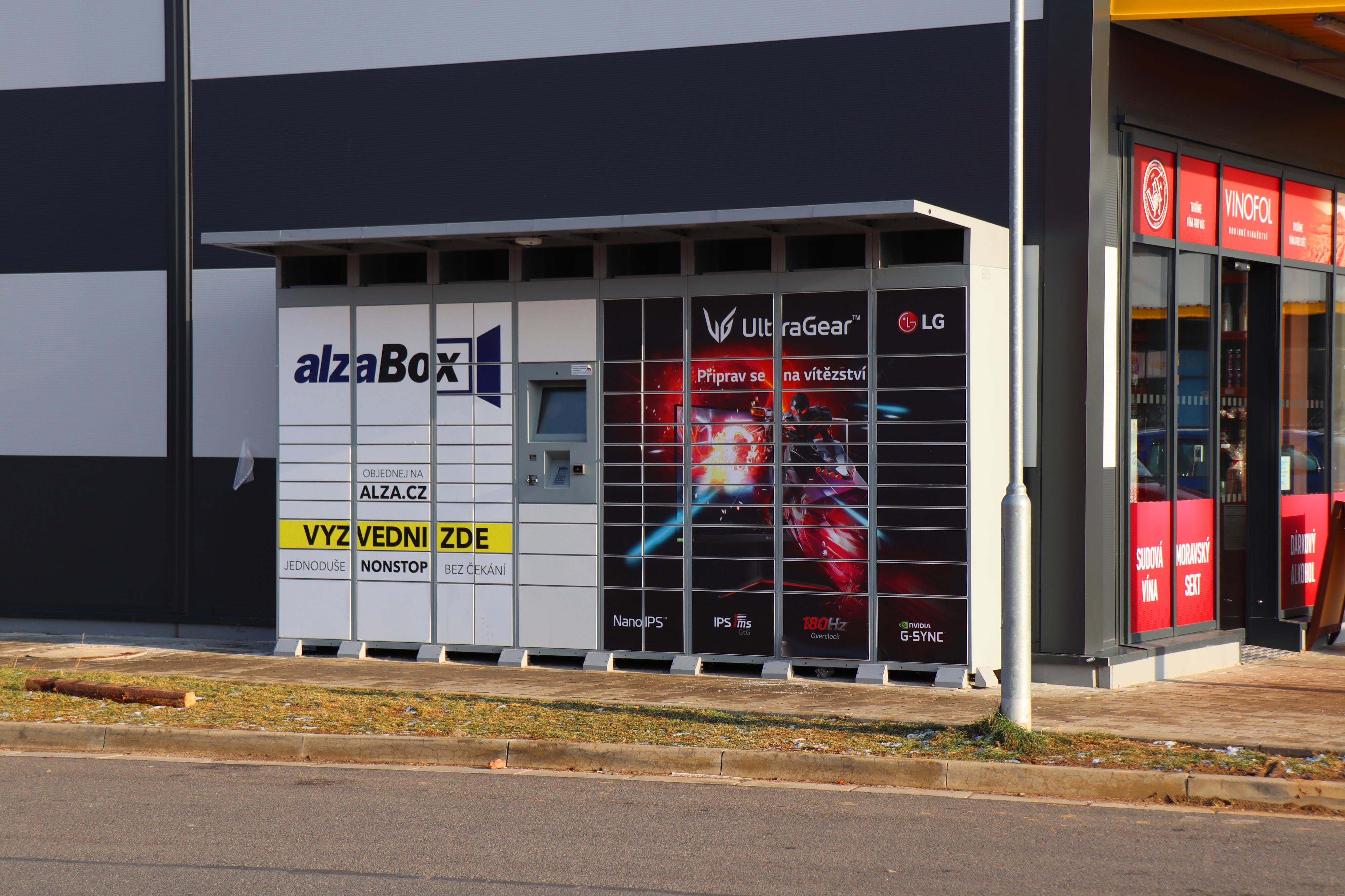 AlzaBox foto 2