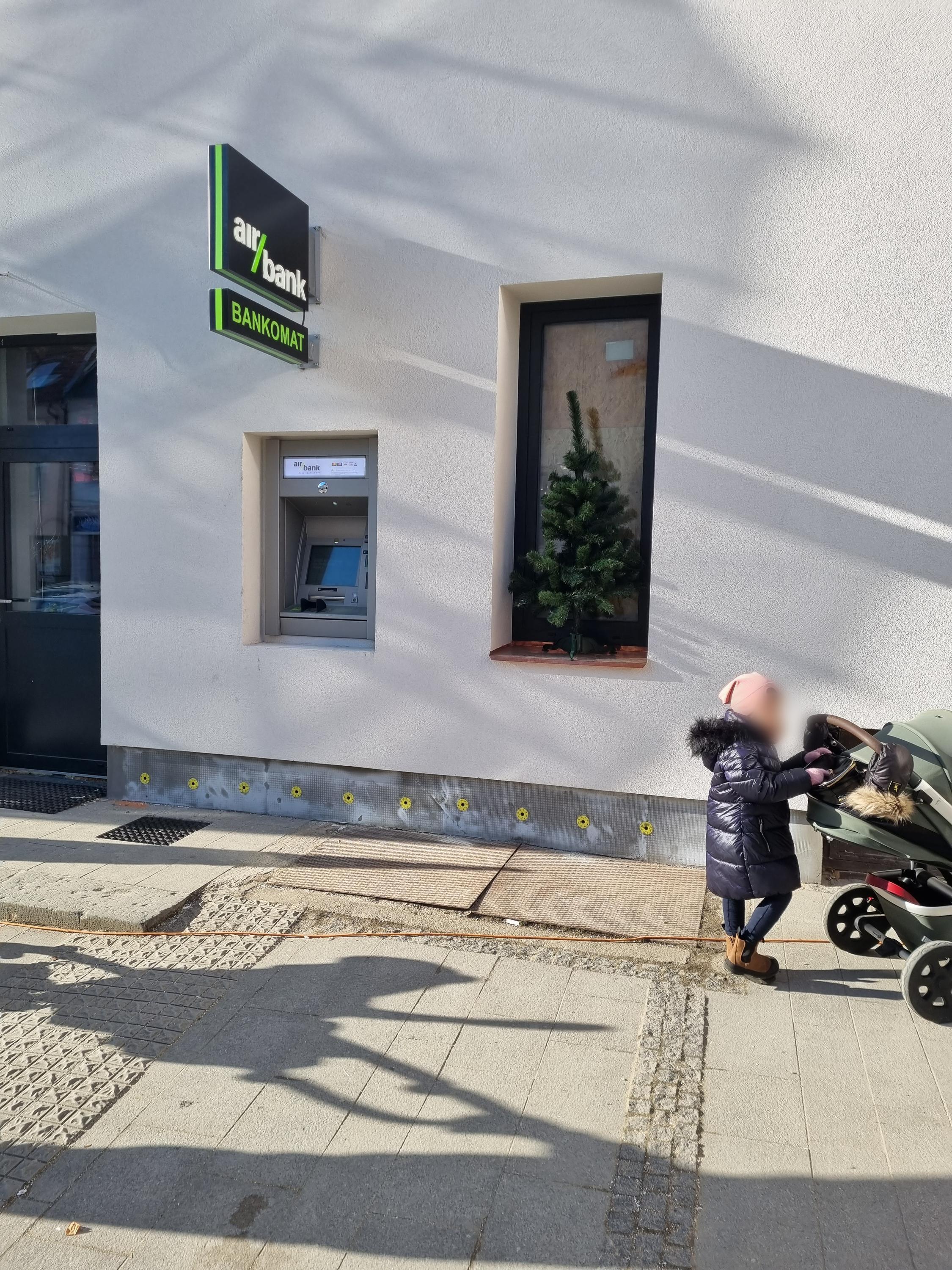Bankomat Air Bank foto 2