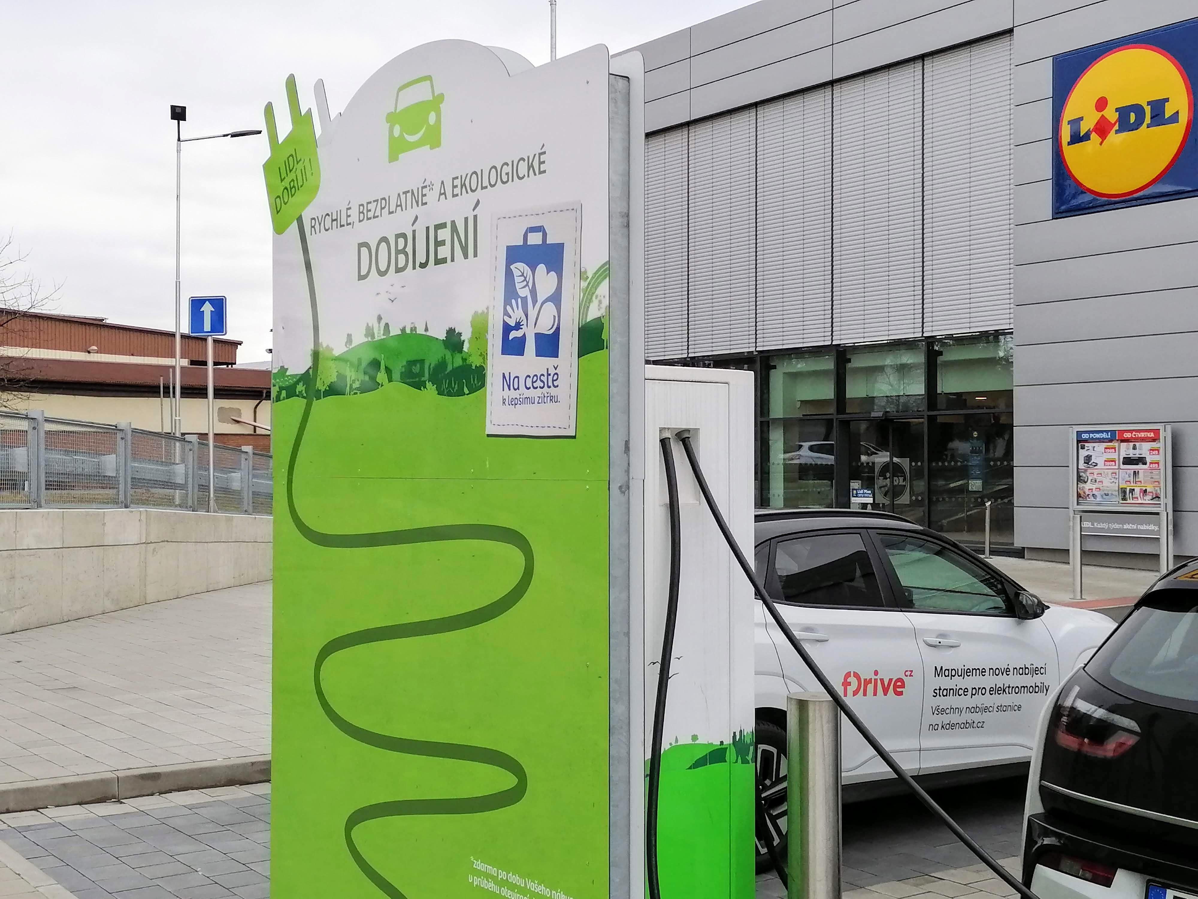 Nabíjecí stanice Lidl foto 4