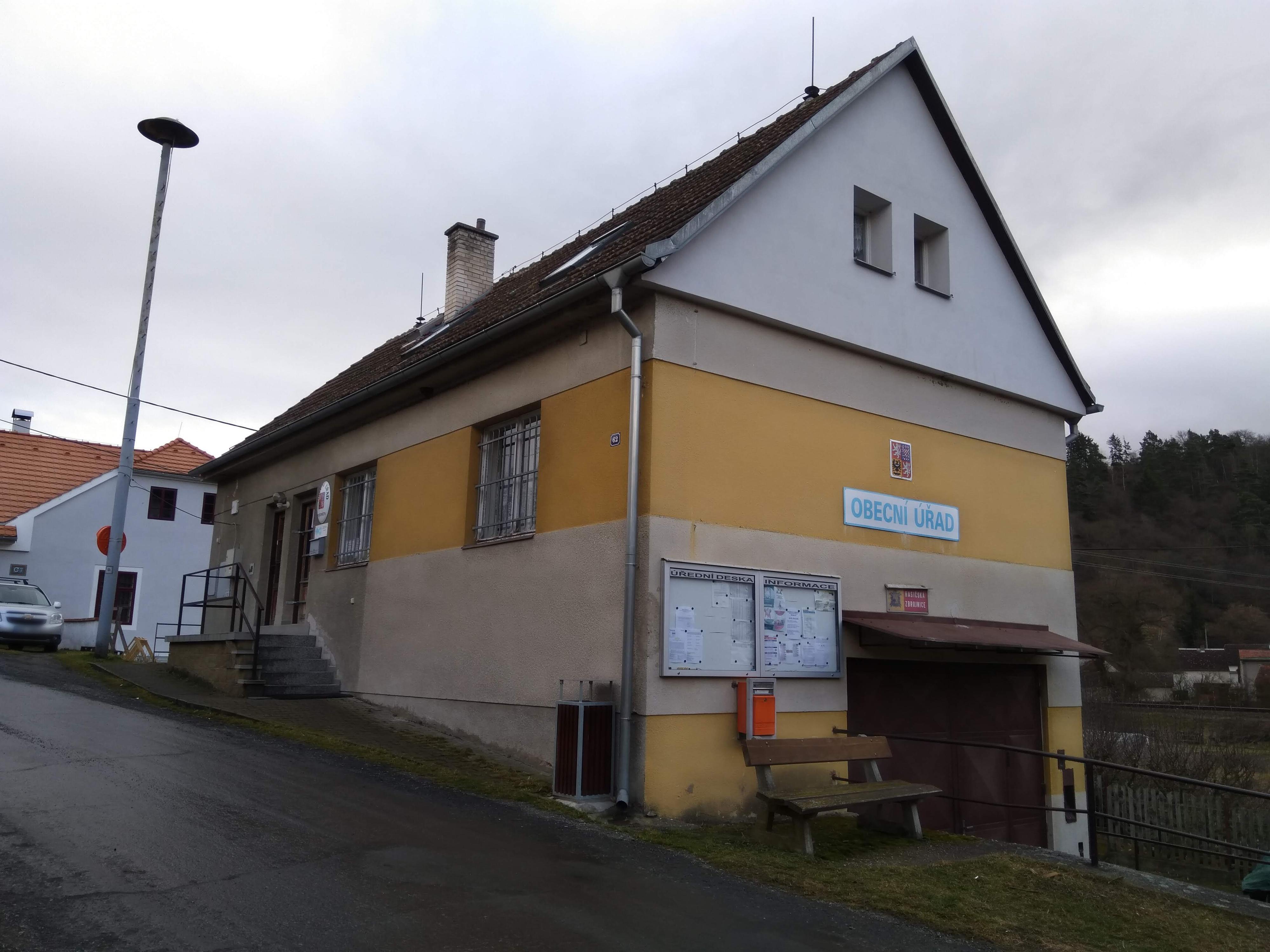 Pustověty - obecní úřad