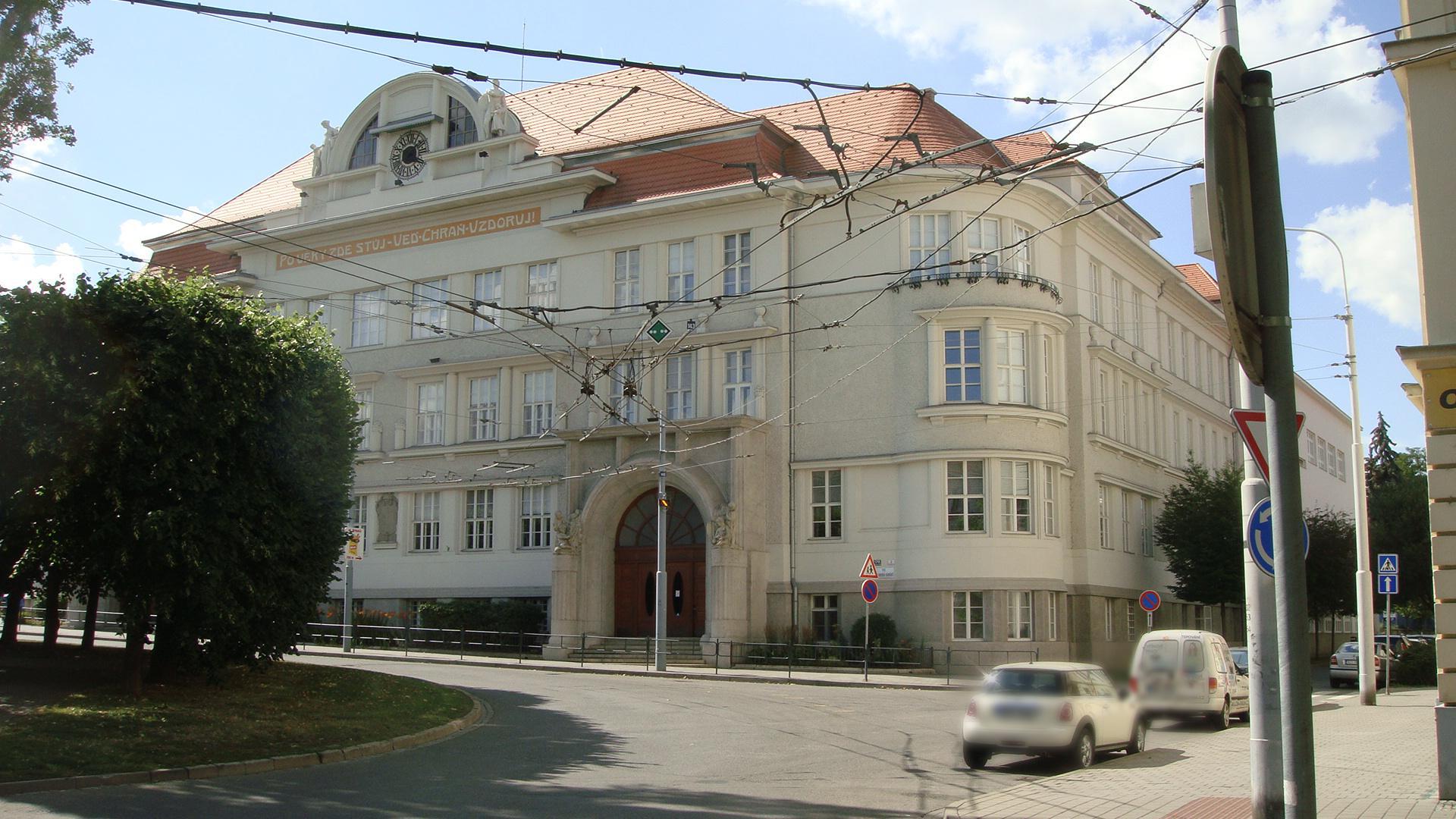 ZŠ Brno, Slovanské náměstí