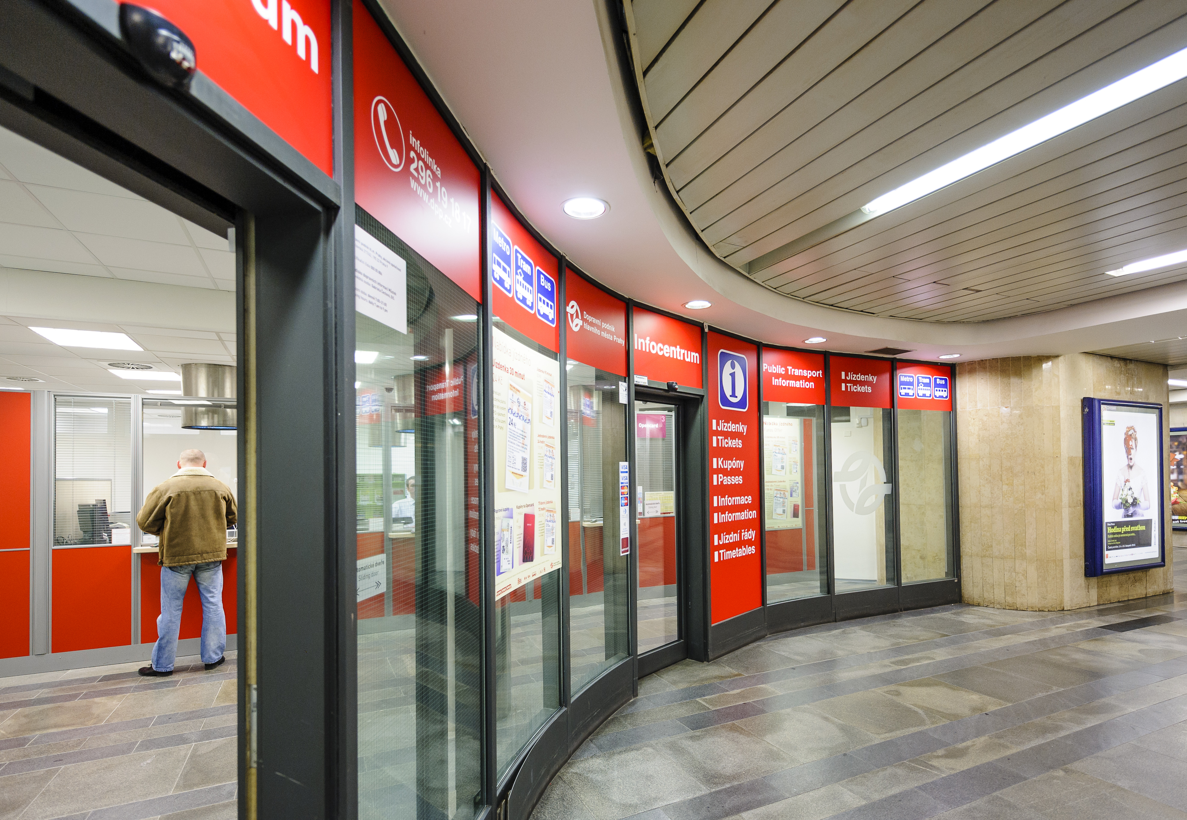 Dopravní podnik hl. m. Prahy – Infocentrum Můstek foto 2