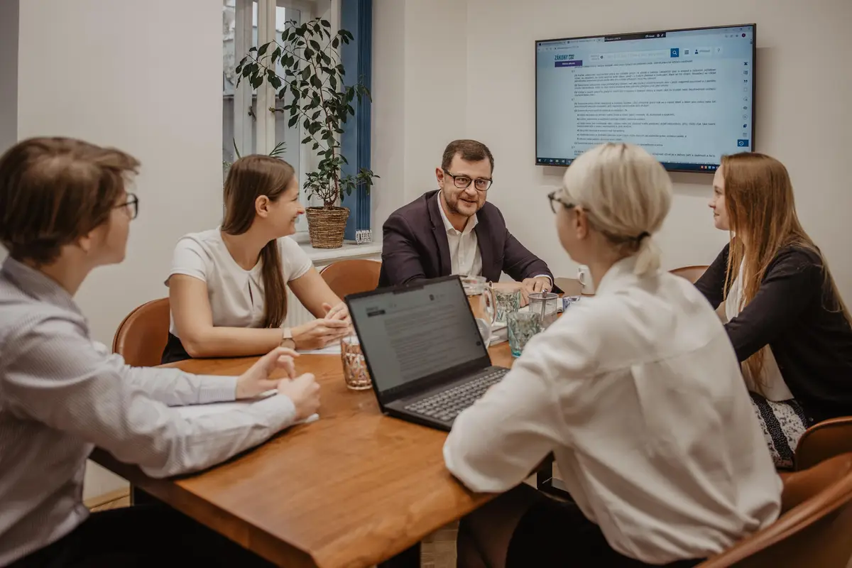 MACEK.LEGAL - PRÁVNÍ FULLSERVIS PRO VÁŠ BUSINESS