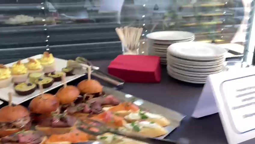 Báječný Catering foto 2 (náhled videa)