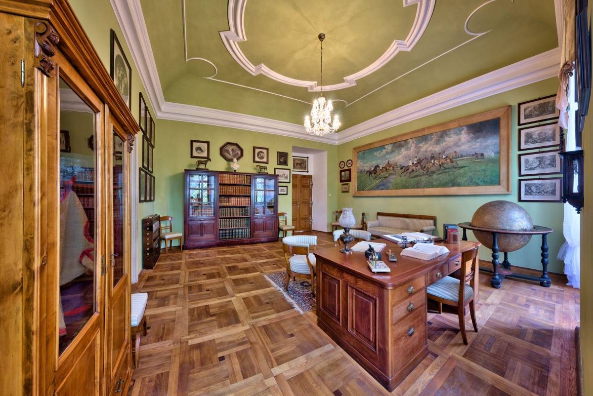 Zámek Karlova Koruna foto 6