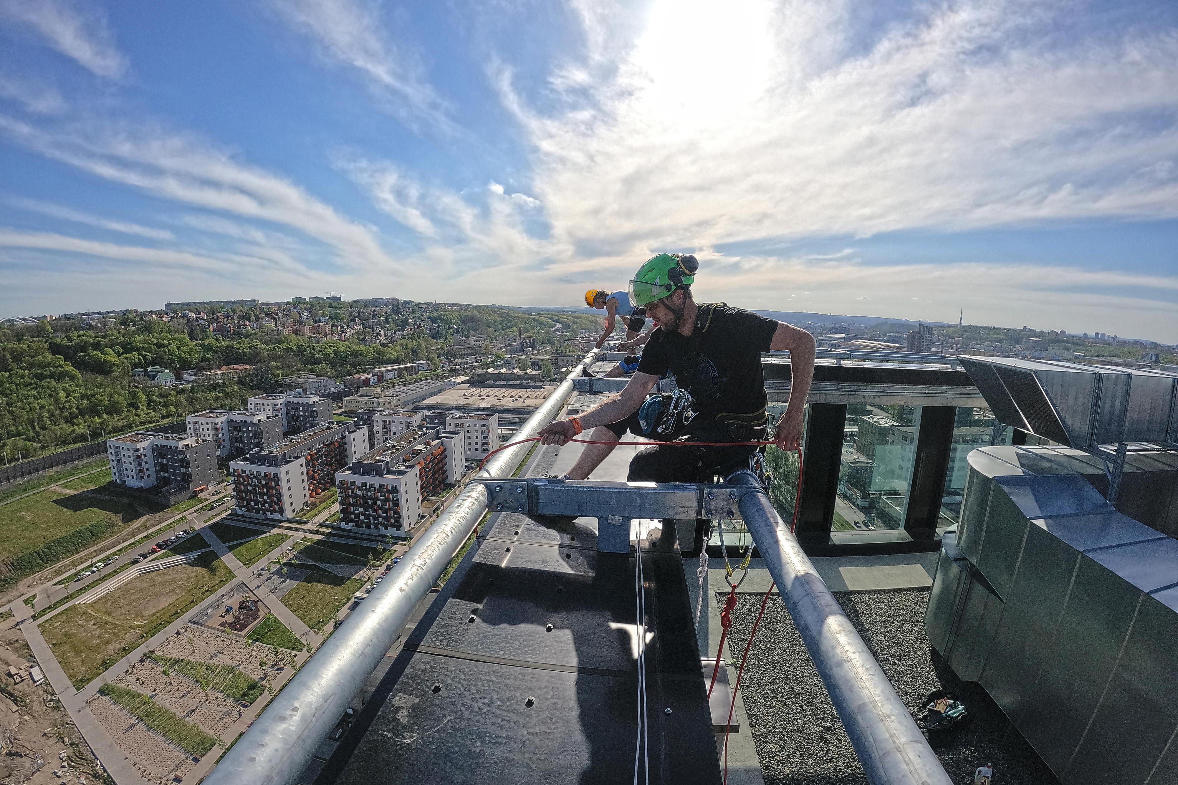 Výškové práce - Výškoví pracanti