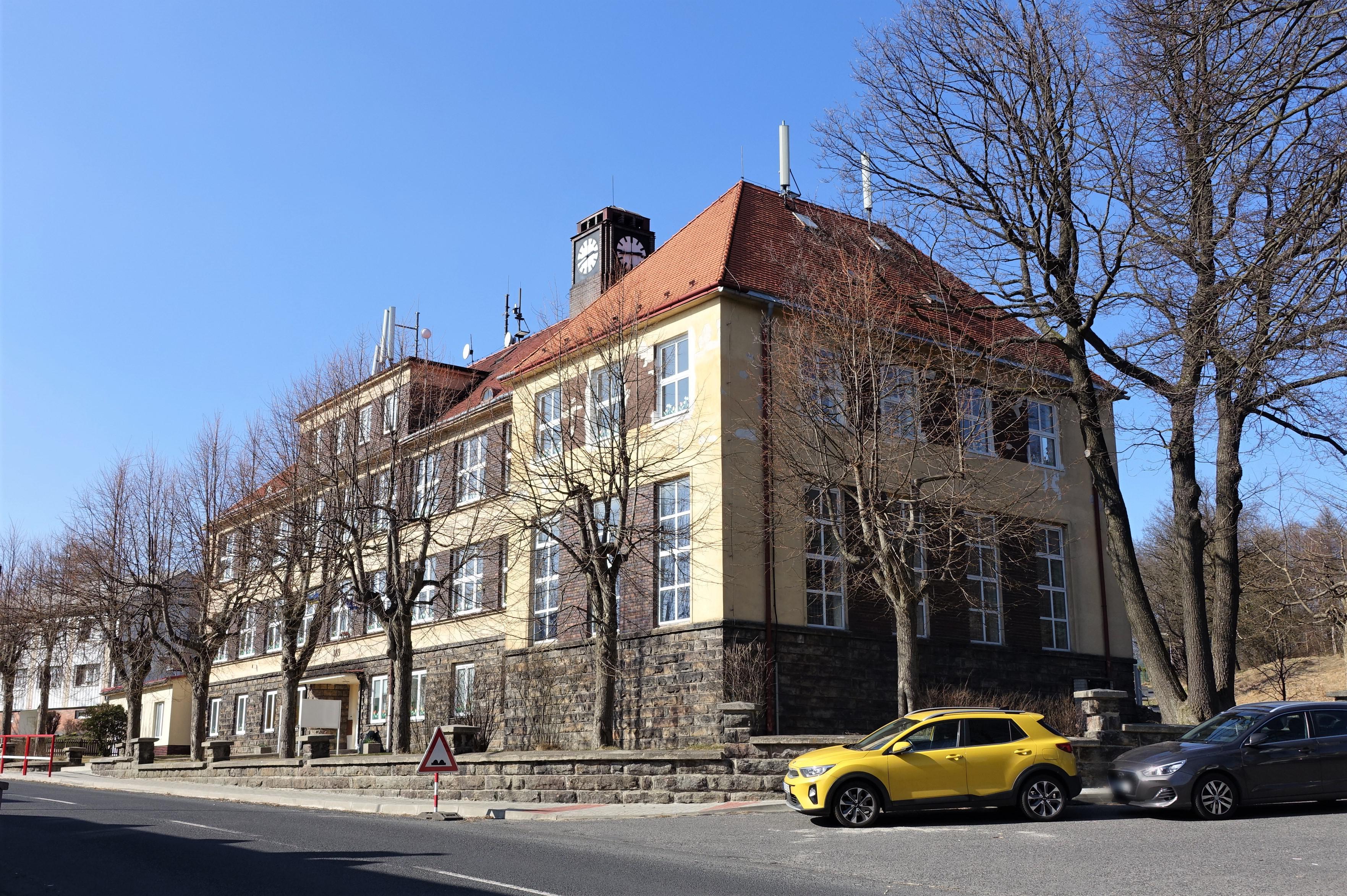 ZŠ a MŠ Tisá foto 2