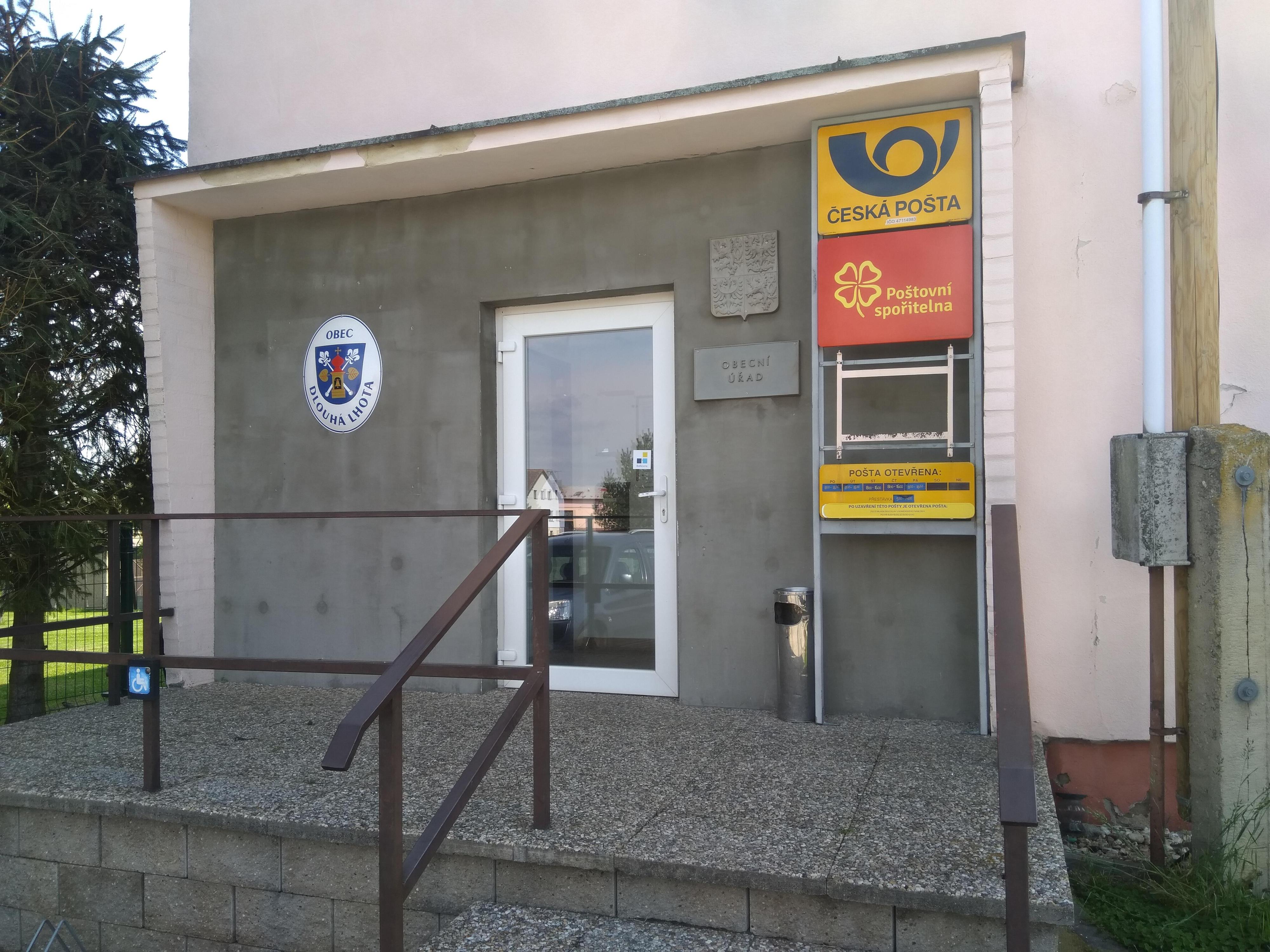 Dlouhá Lhota - obecní úřad foto 1