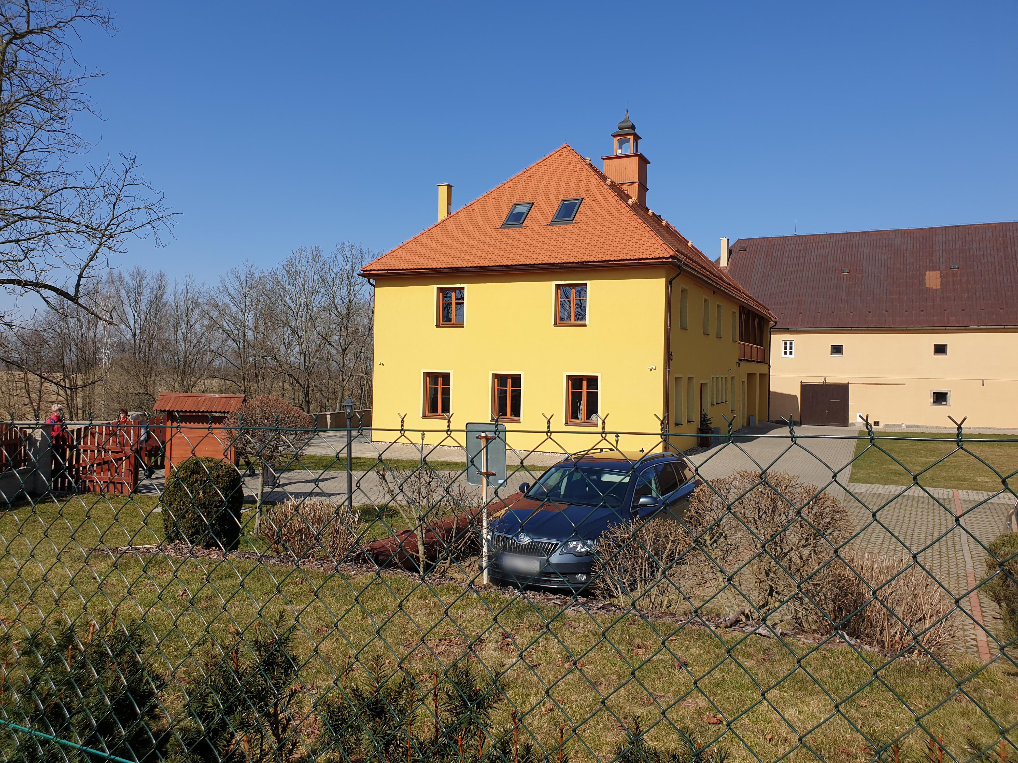 Jízdárna Zámecký dvůr Černousy