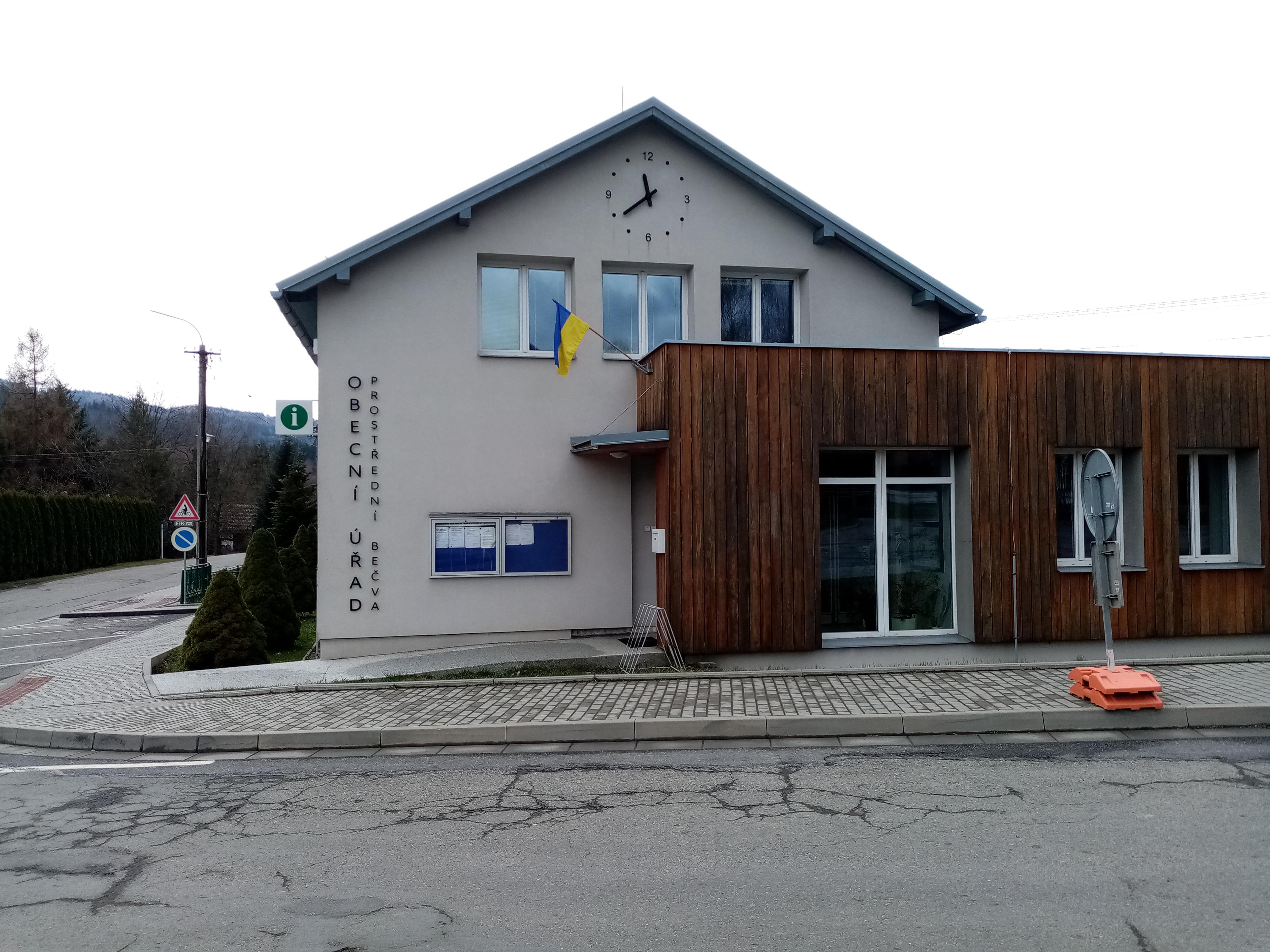 Prostřední Bečva - obecní úřad foto 2