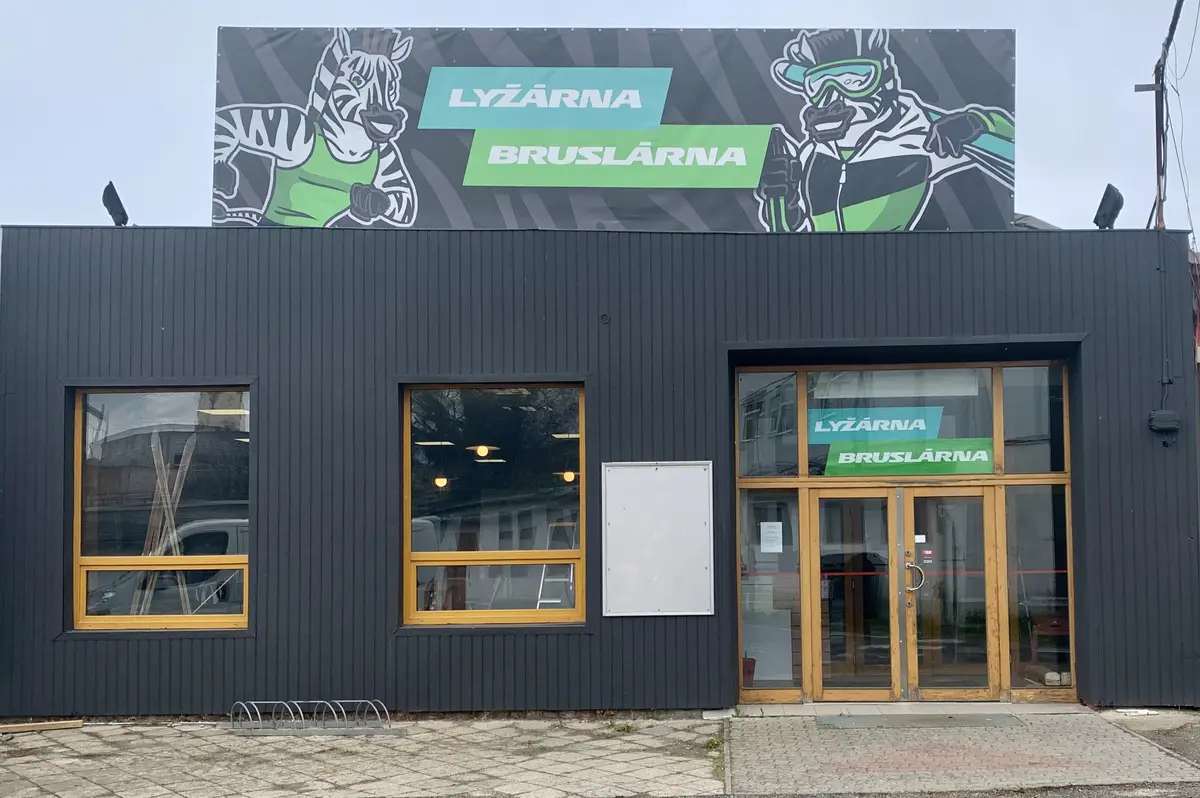 LYŽÁRNA - BRUSLÁRNA