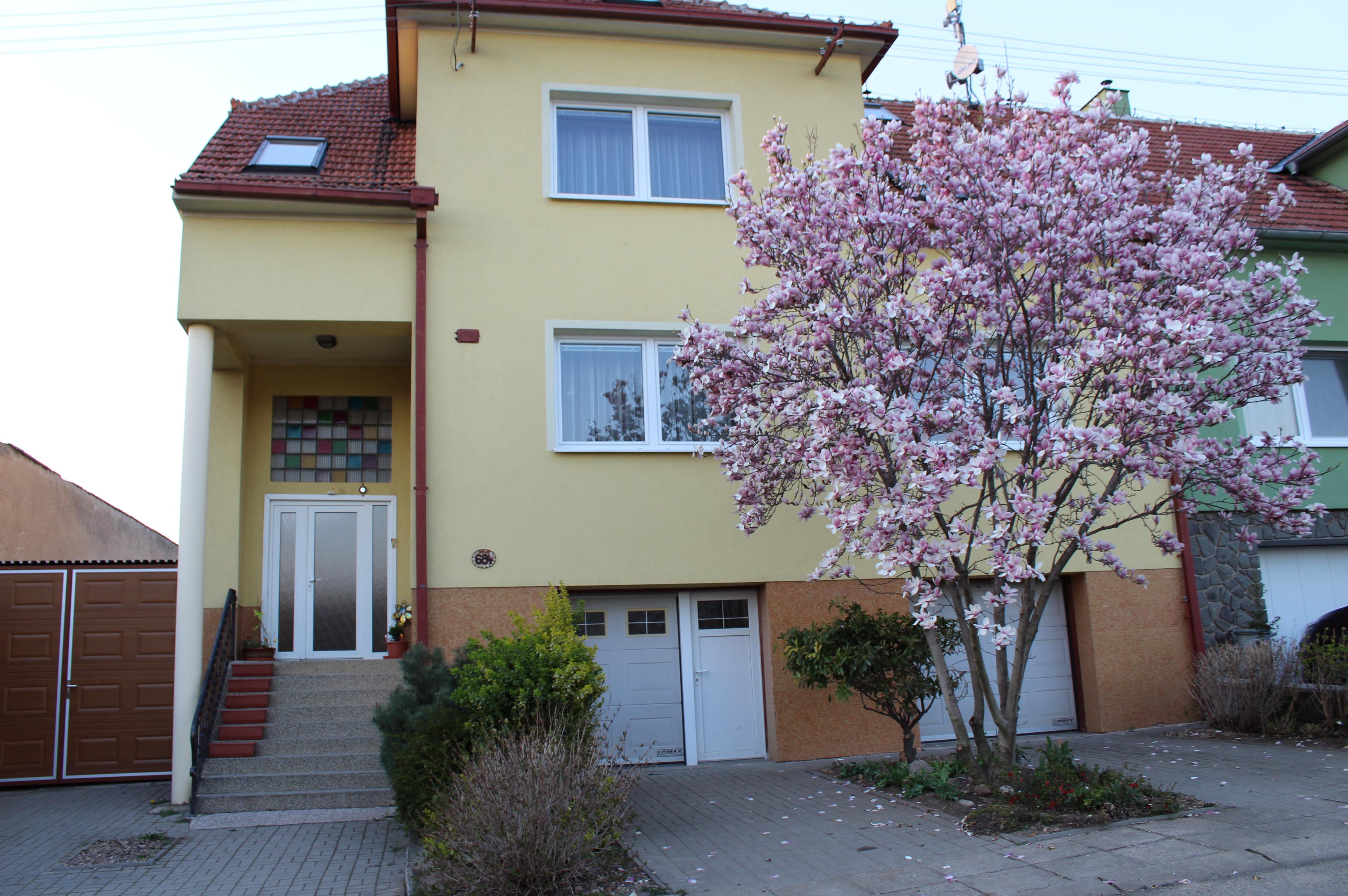 Překlady a tlumočení Caité et Guides s.r.o.