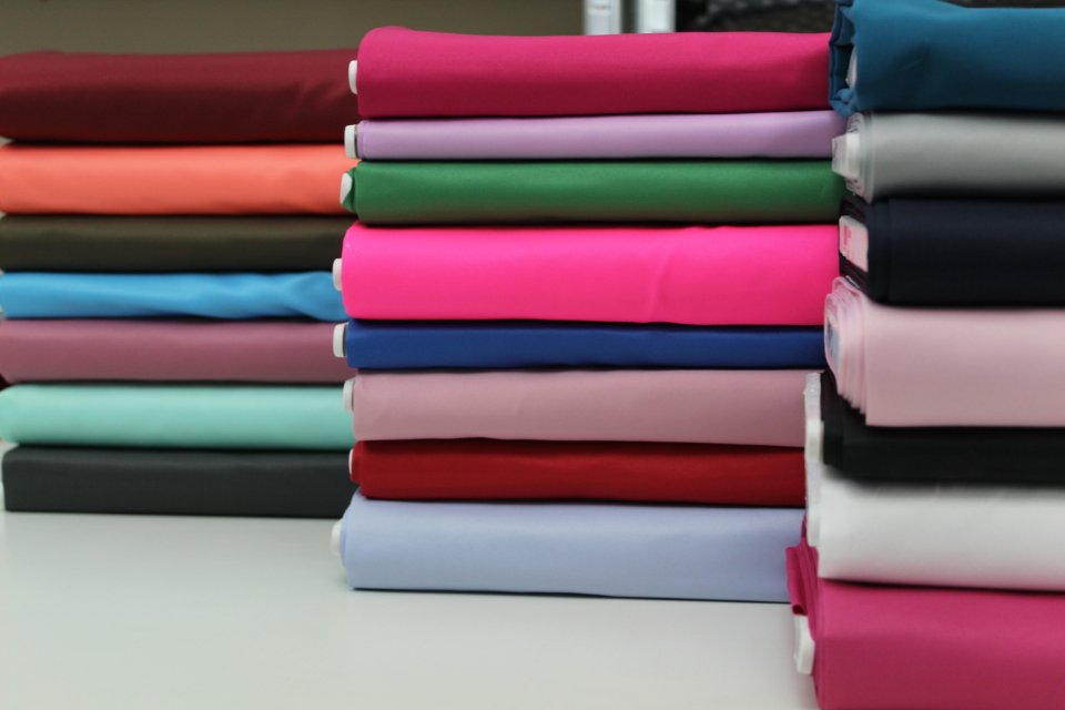 Látky a galanterie od čápa foto 2