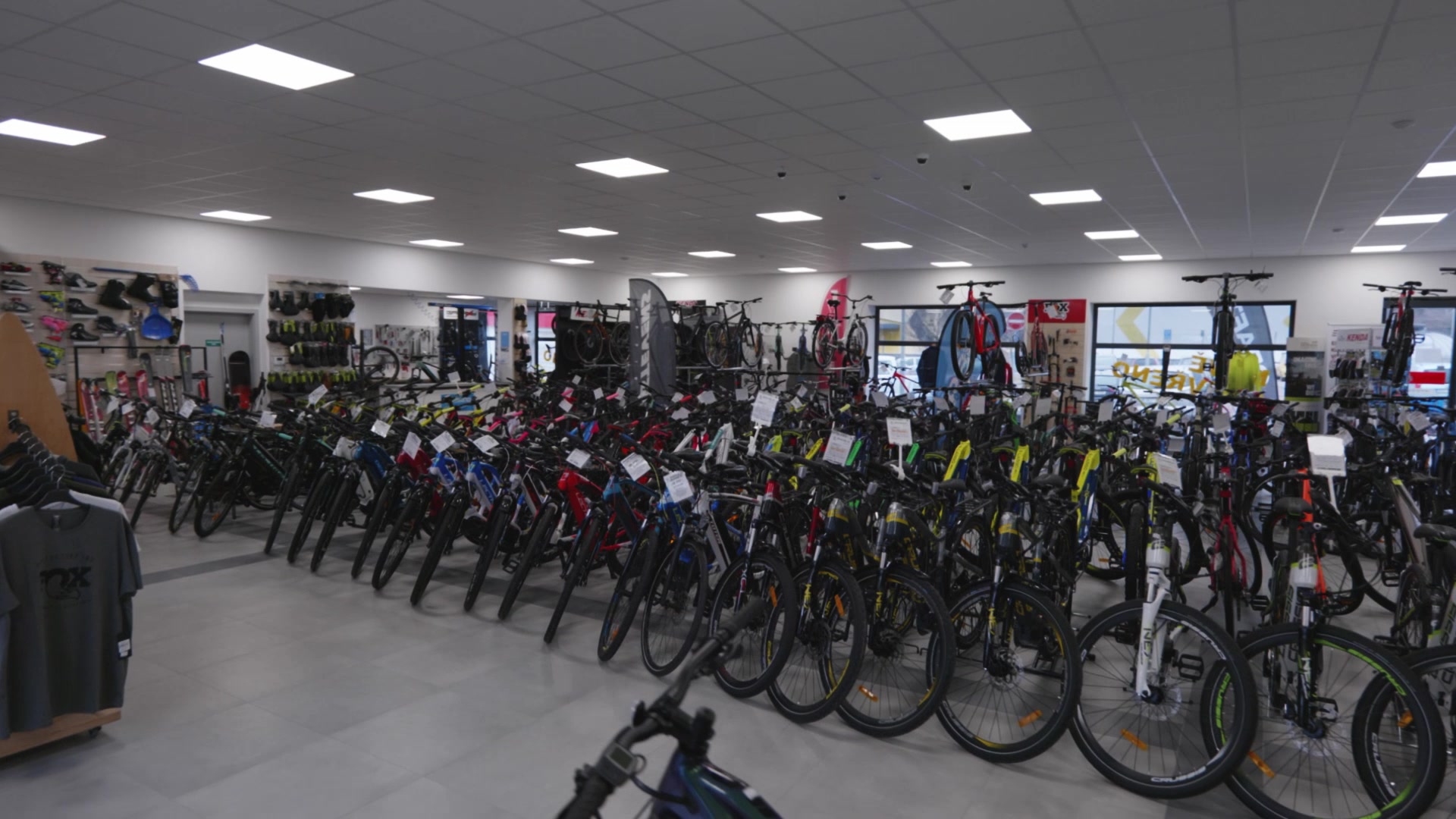 CYKLOŠVEC, s.r.o. foto 2 (náhled videa)