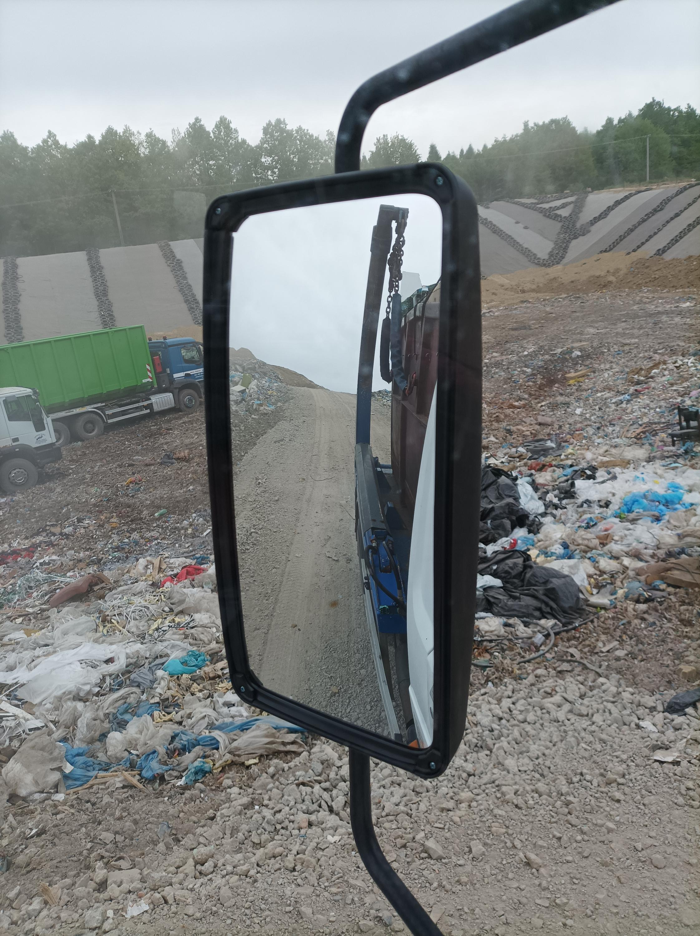 Vyklidíme vše - Stěhování a vyklízení foto 5