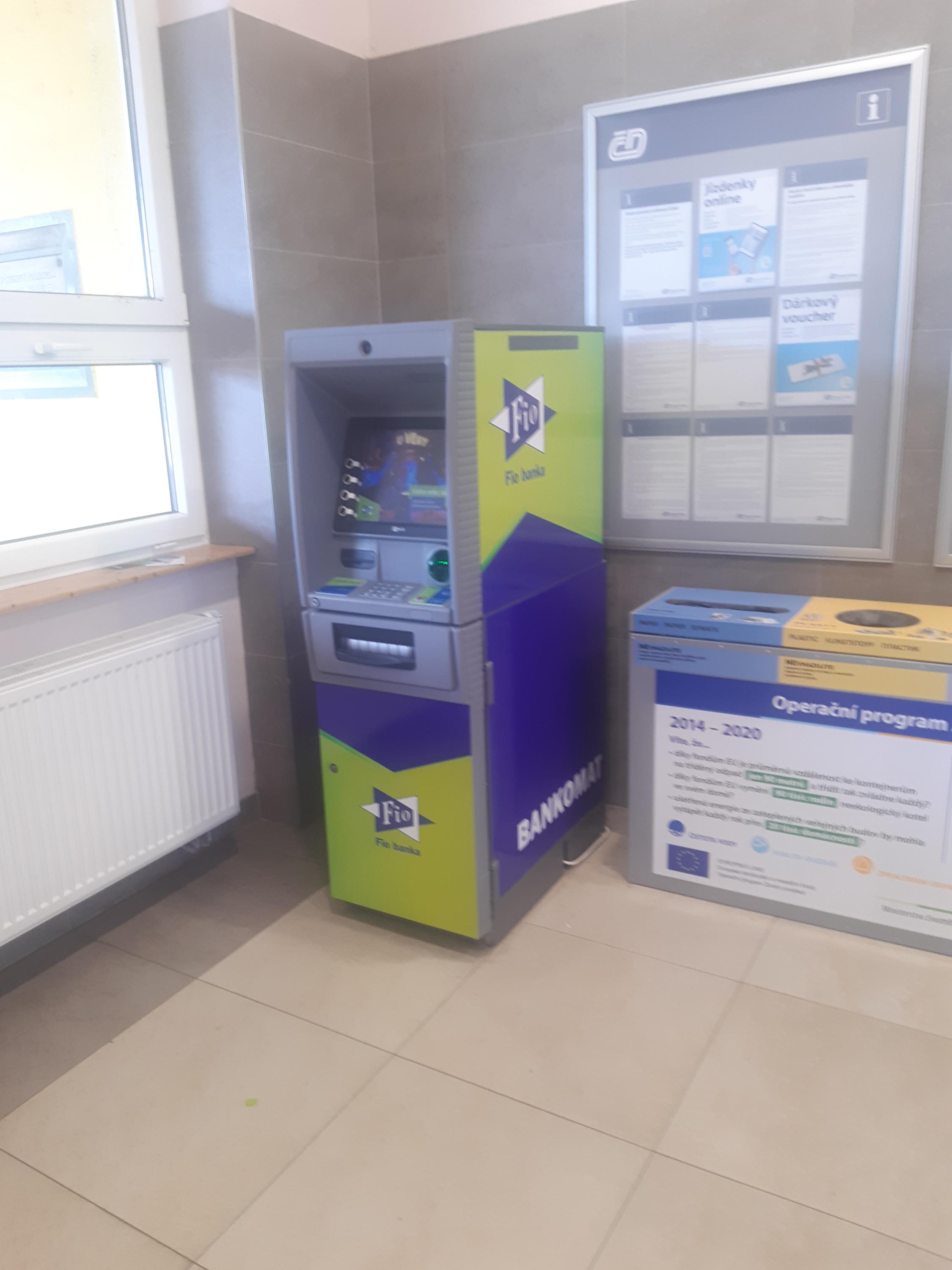 Bankomat Fio banky foto 2
