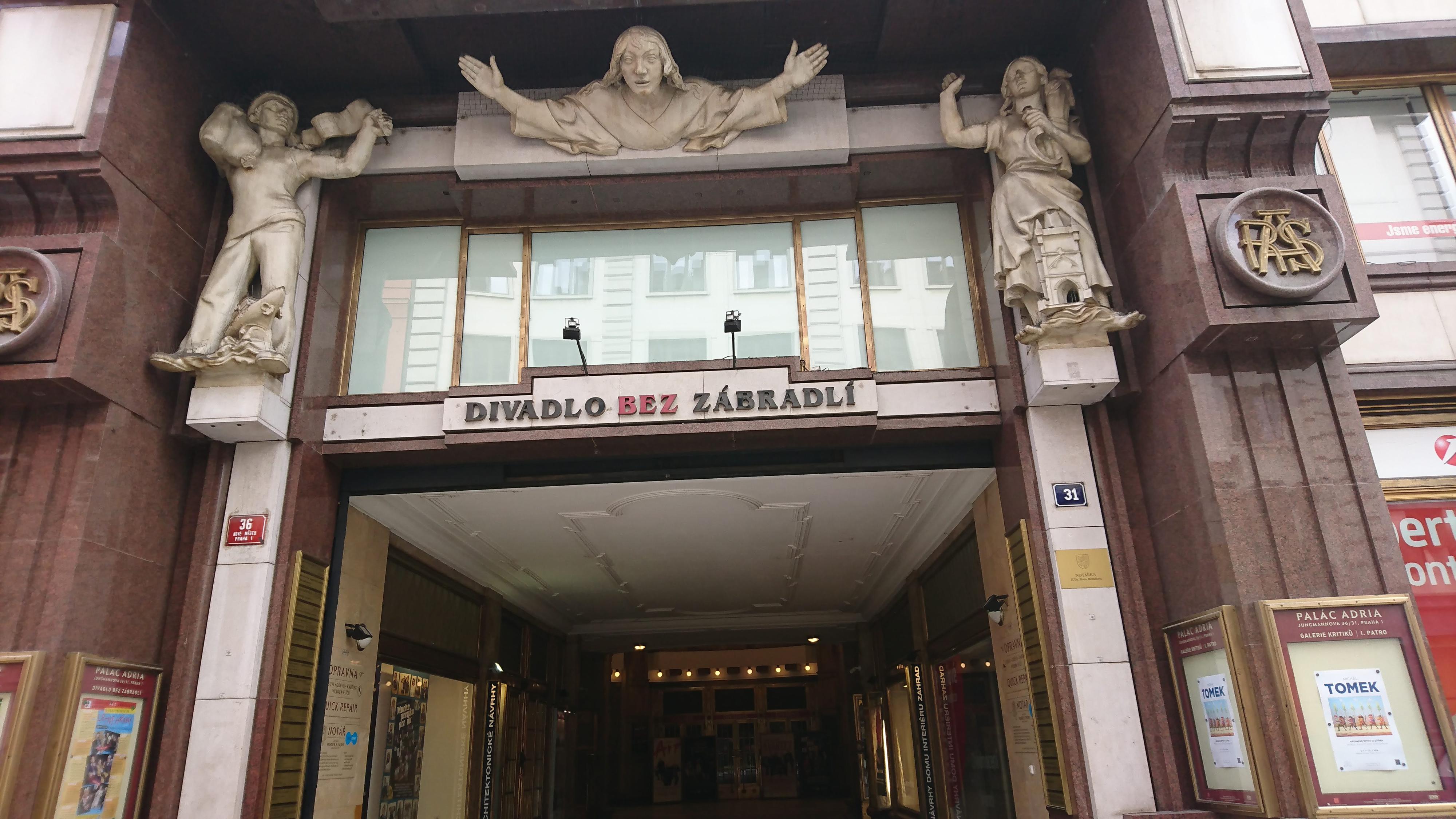 Divadlo Bez zábradlí foto 6