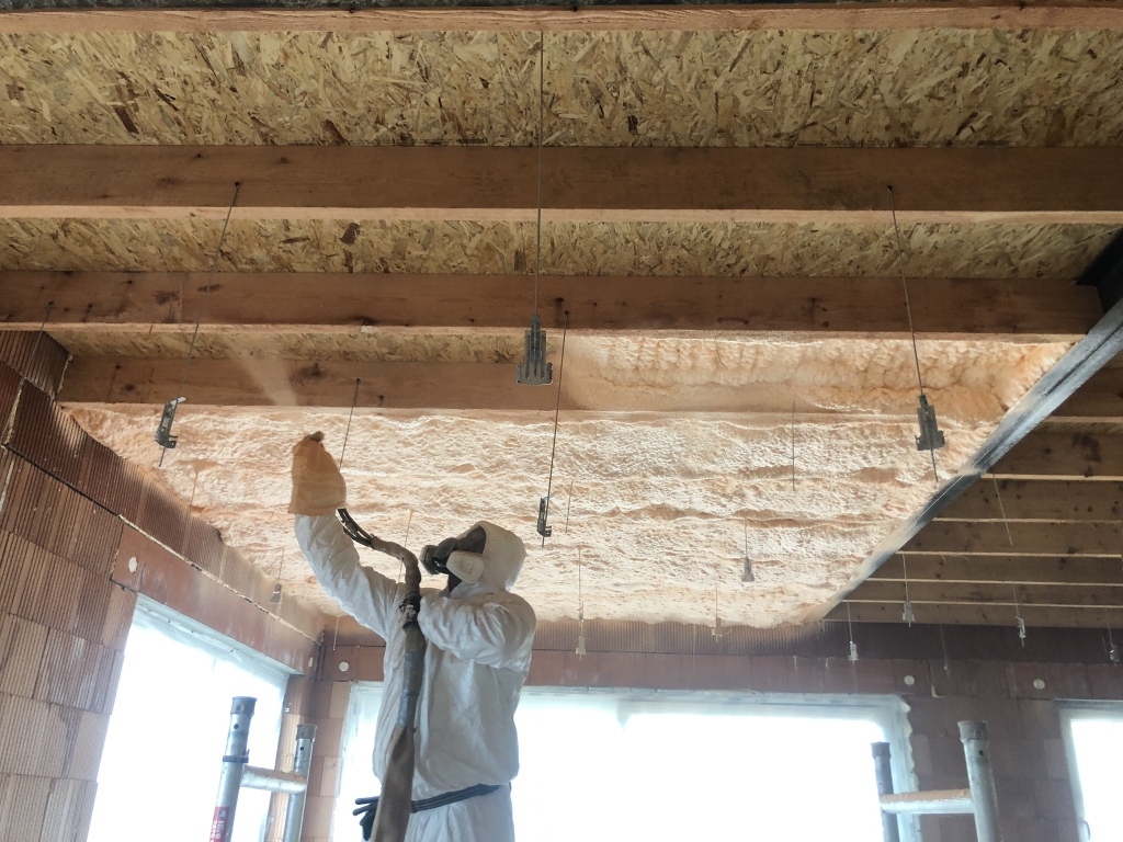 HOME STUDIO - STŘÍKANÁ PĚNOVÁ IZOLACE (HS PĚNOVÁ IZOLACE) foto 2