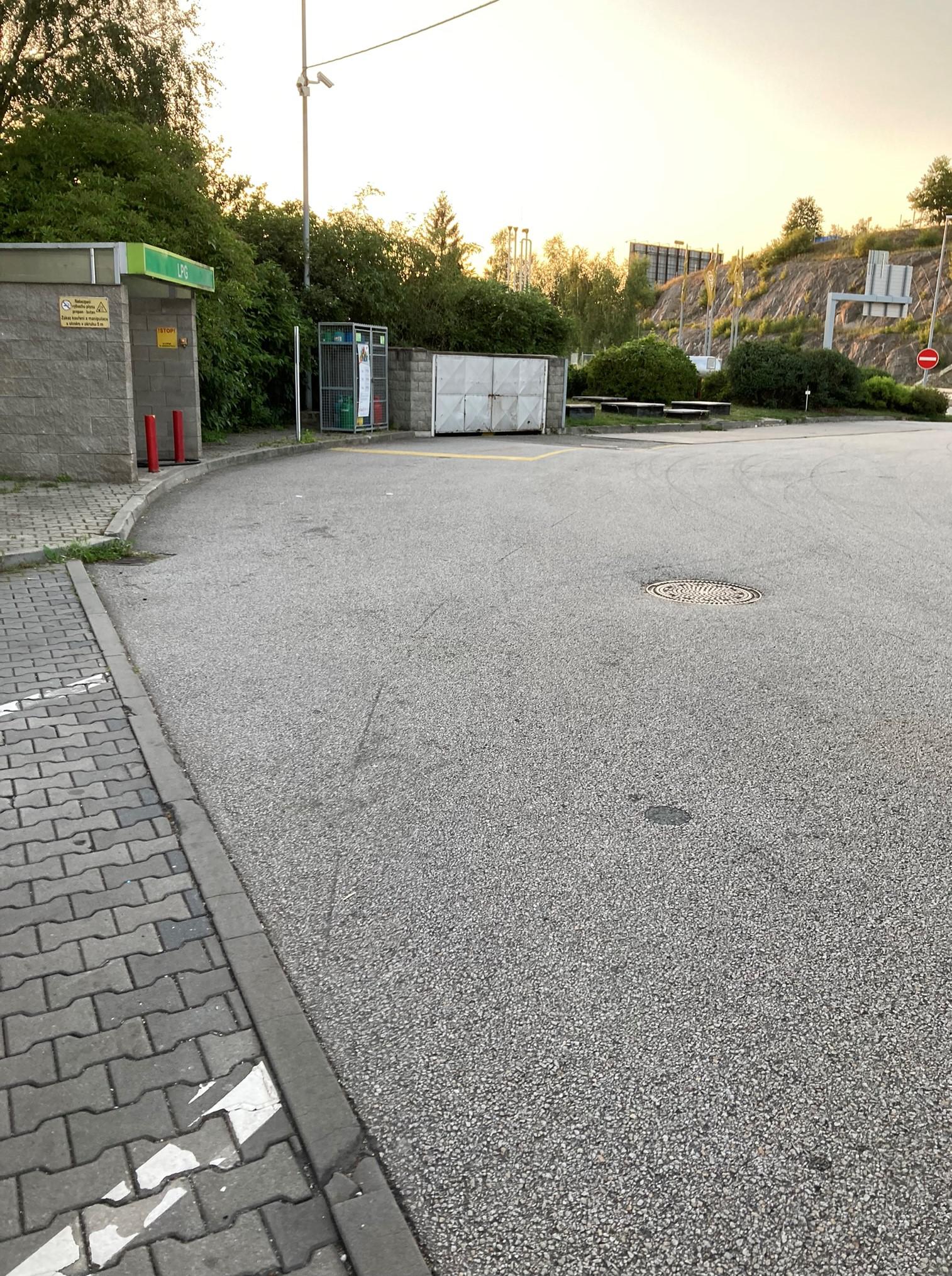 MOL čerpací stanice LPG foto 2