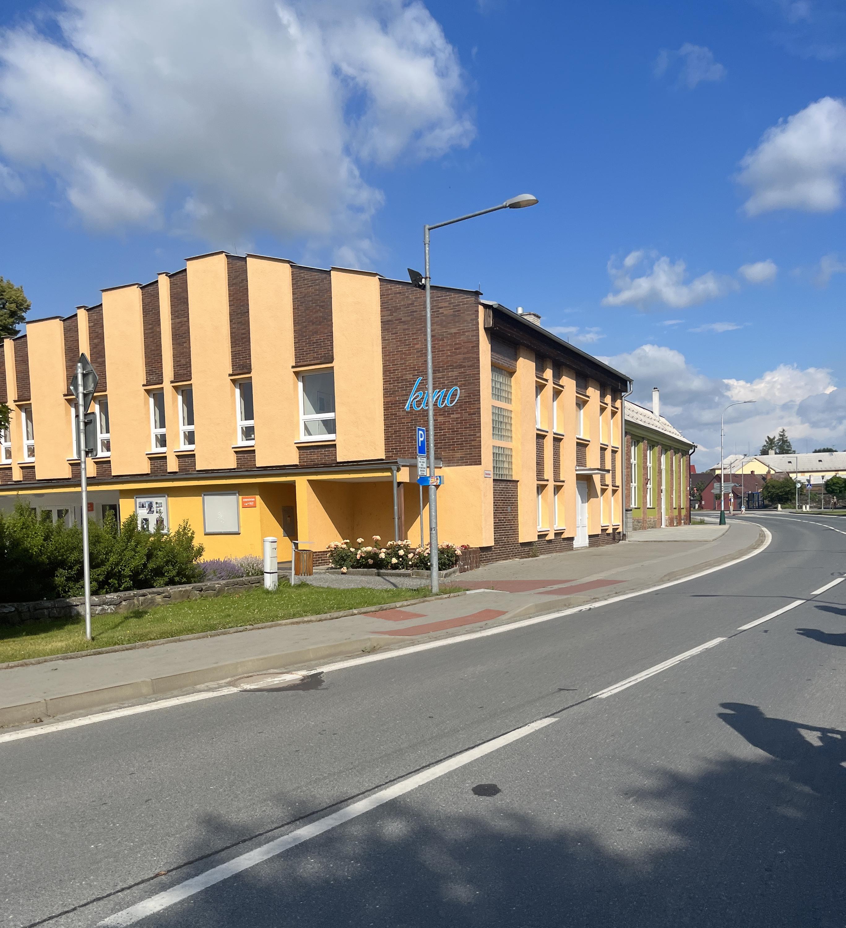 Kino Velký Týnec foto 2