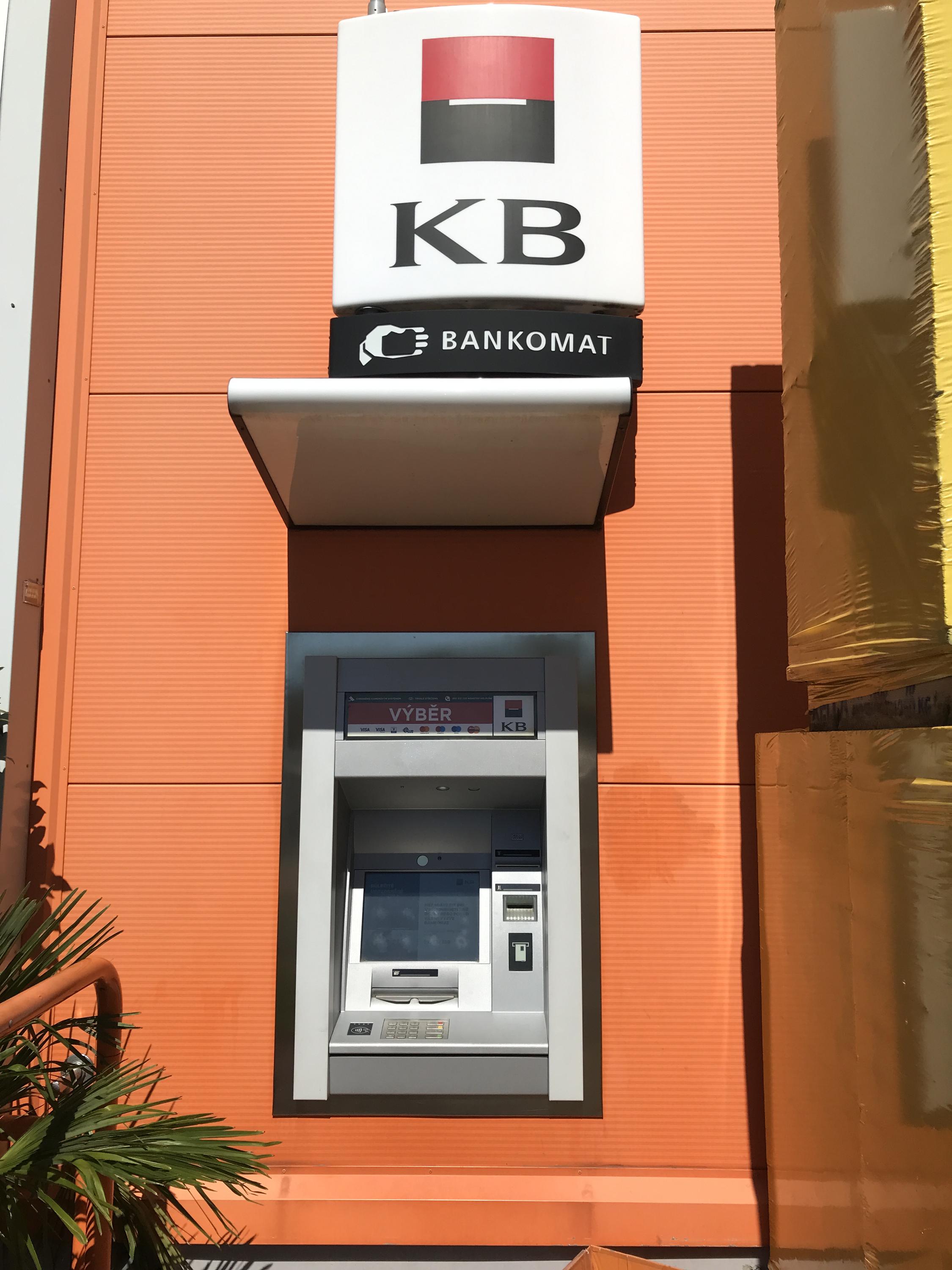 Bankomat Komerční banky foto 2