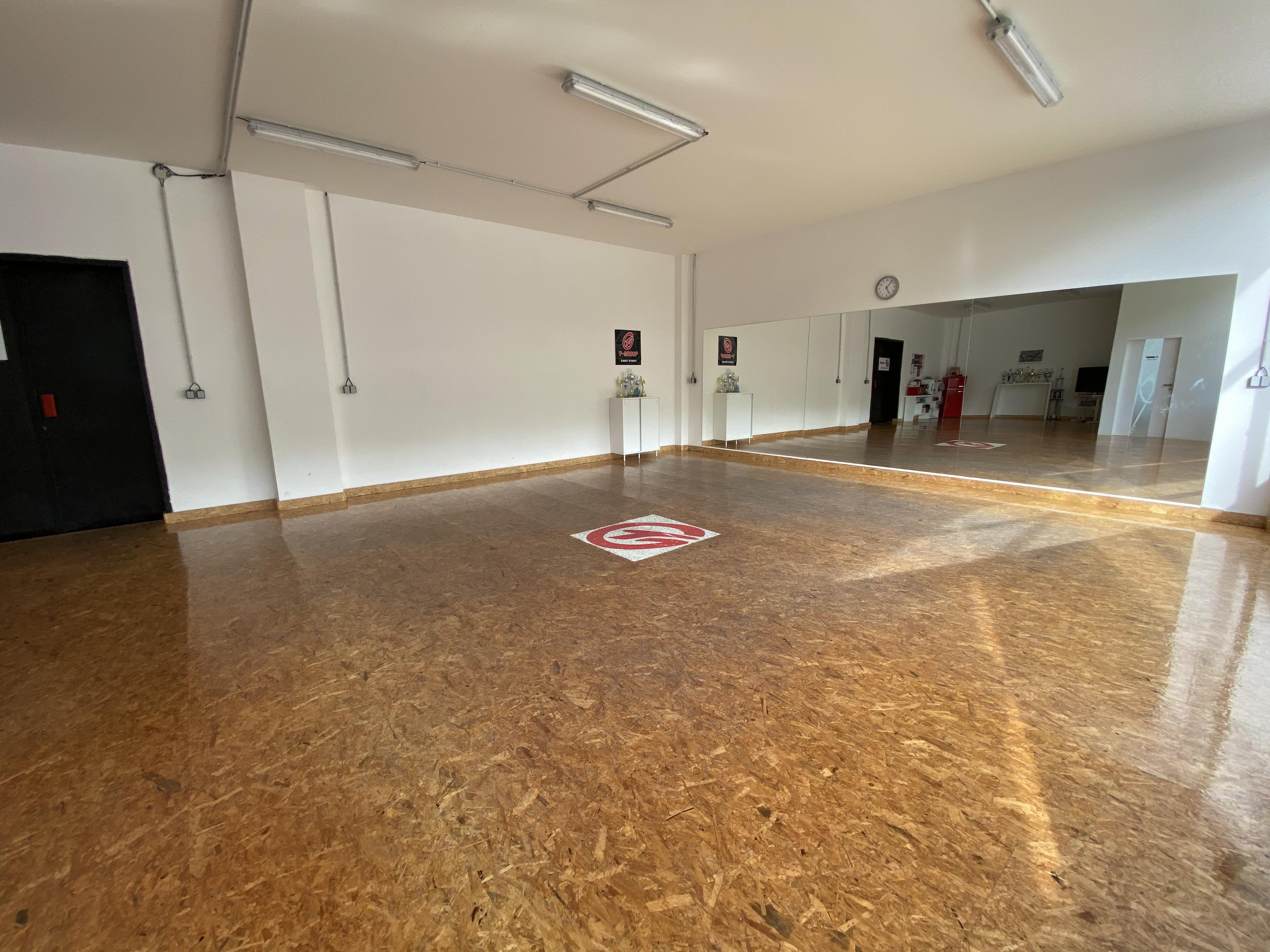 T-Group Dance Studio foto 4