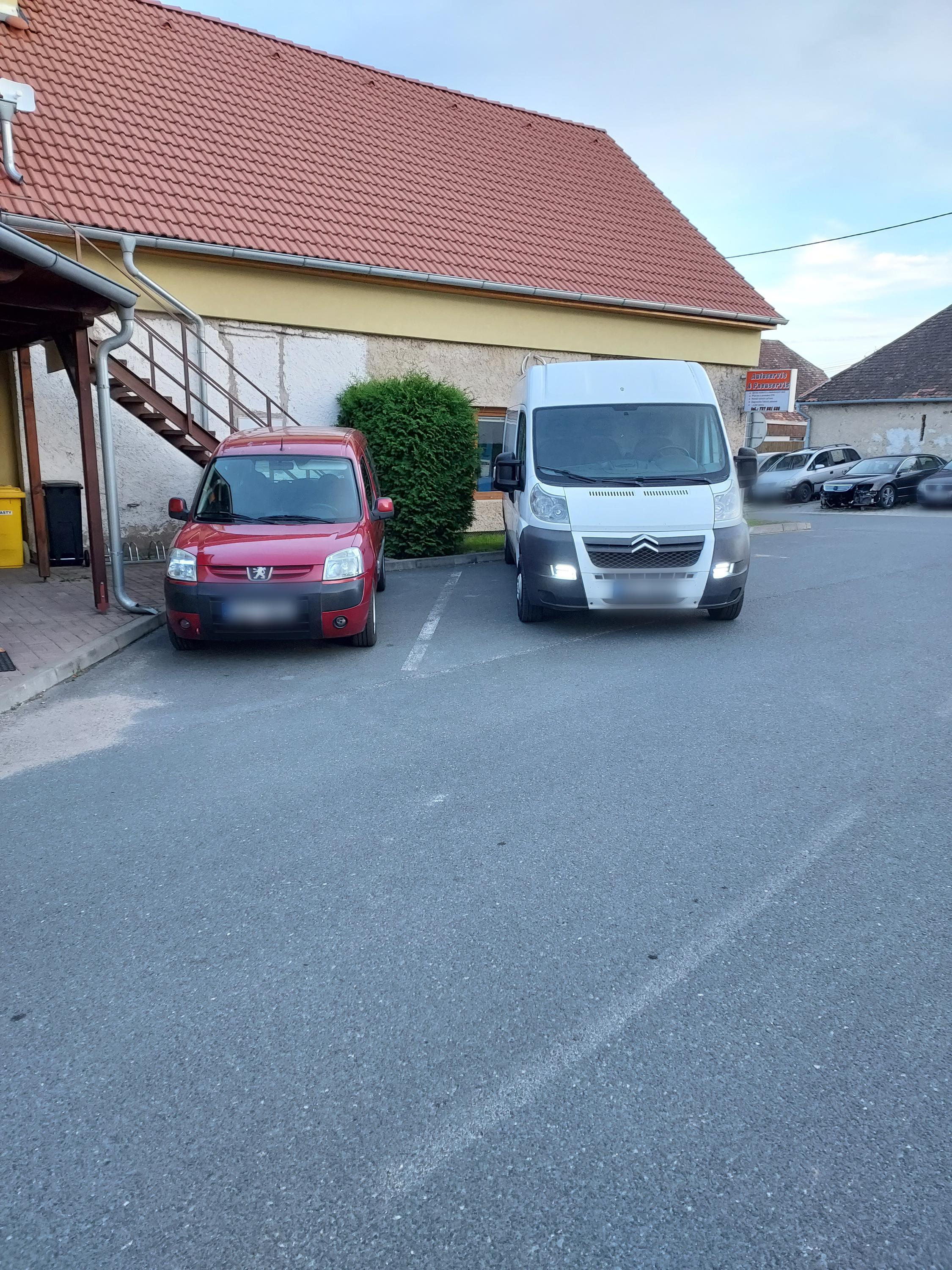 Autoservis hubatka foto 3