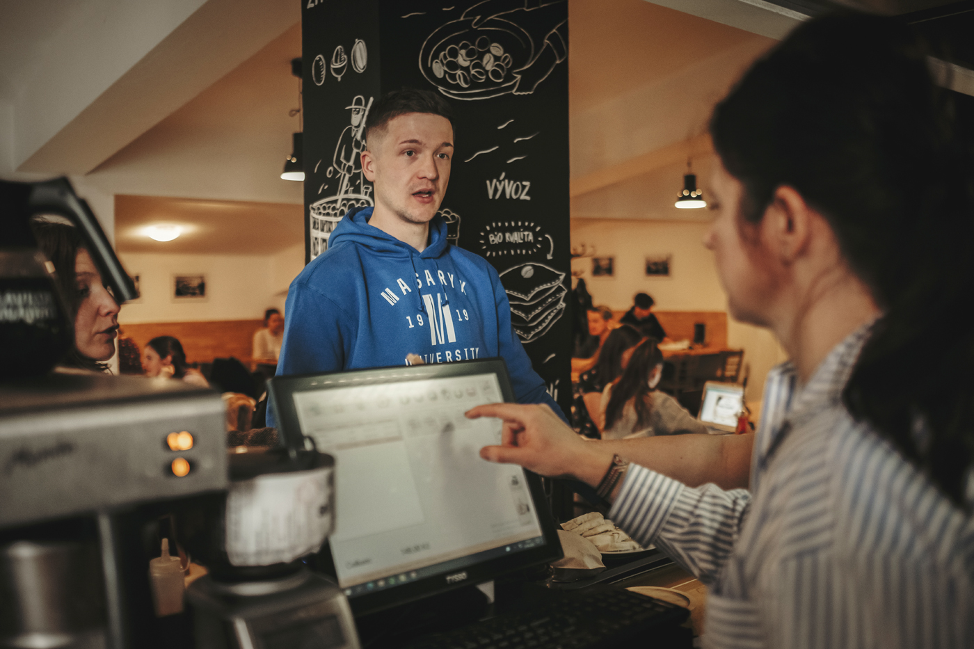 Bistro Mezi řádky - FFUK foto 4