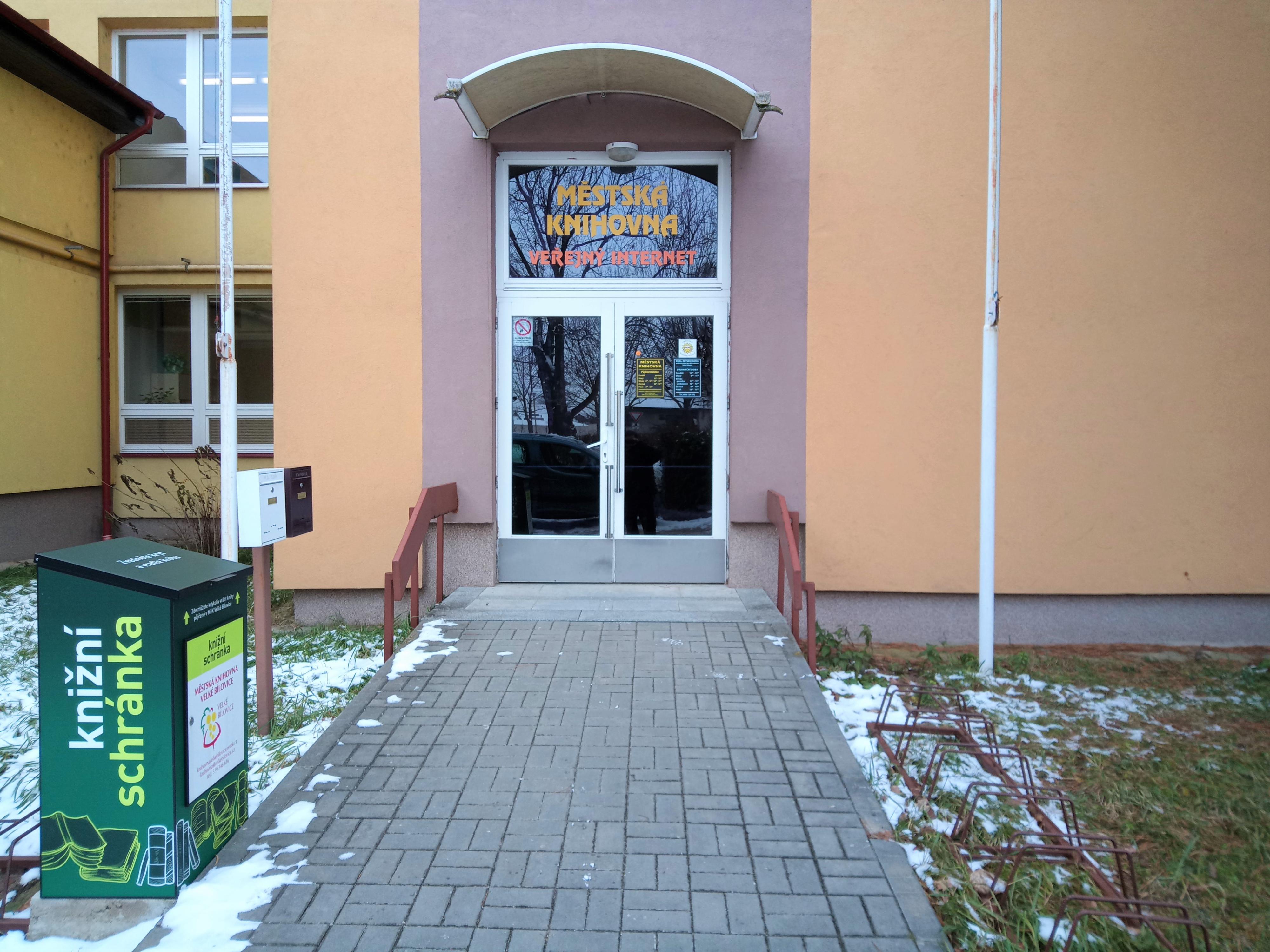 Městská knihovna Velké Bílovice foto 3