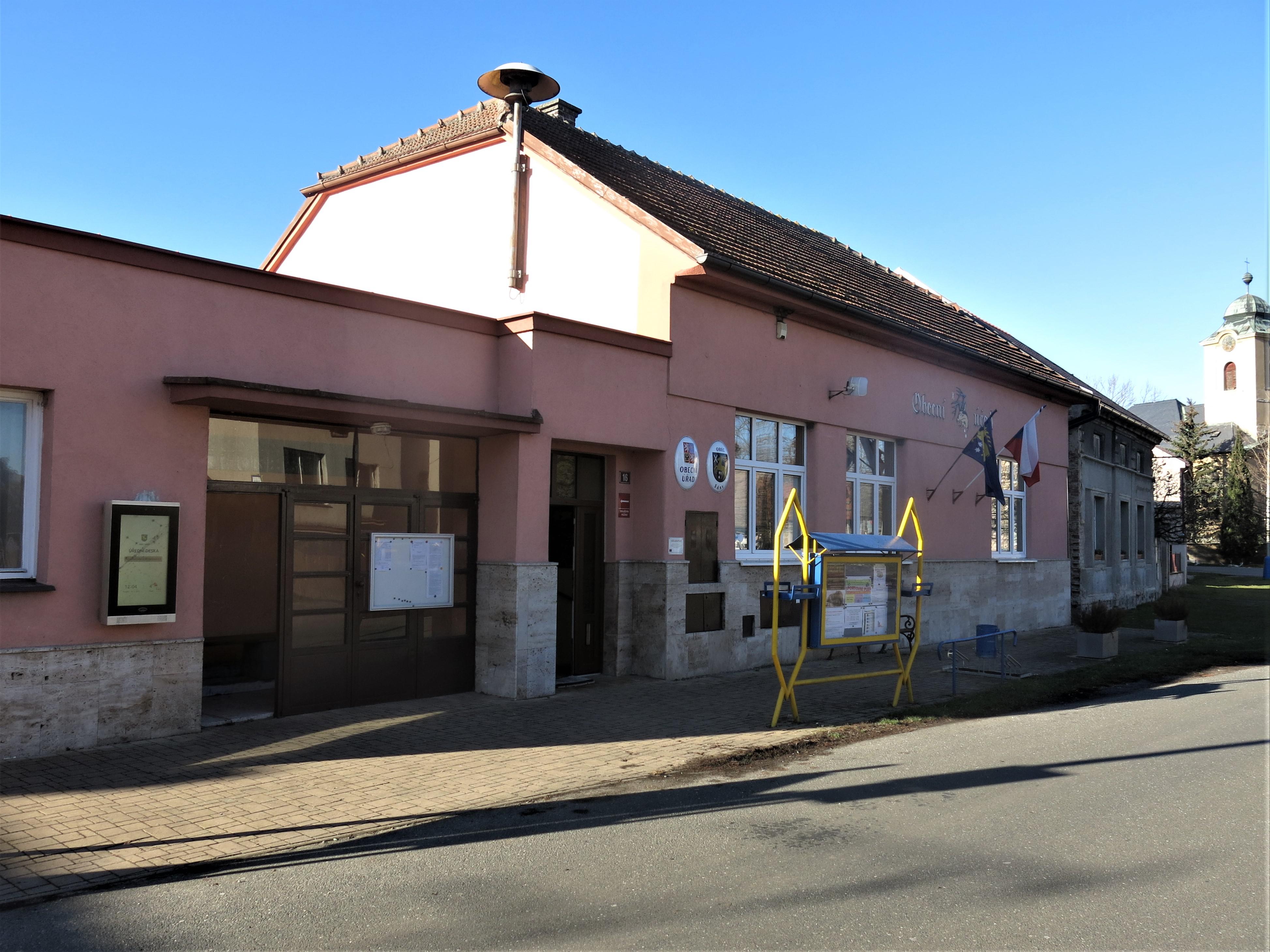 Sány - obecní úřad