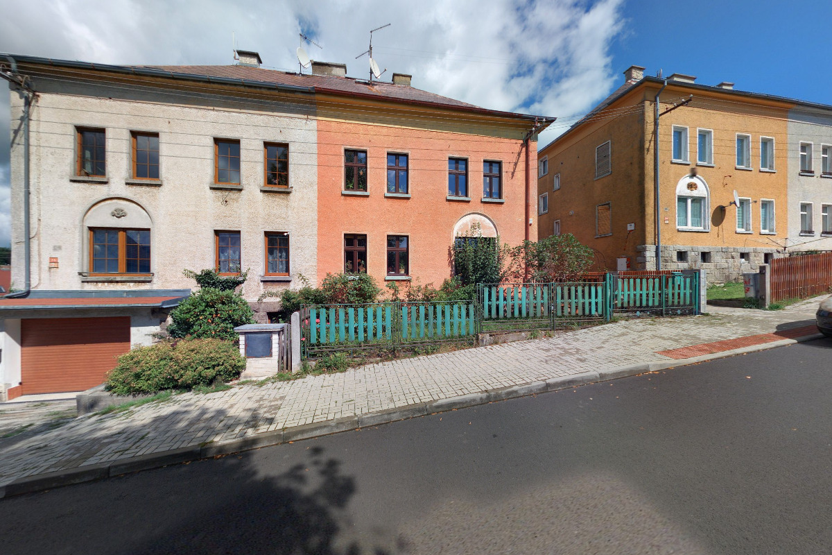 Amatérské činoherní divadlo Podividlo ažažAš