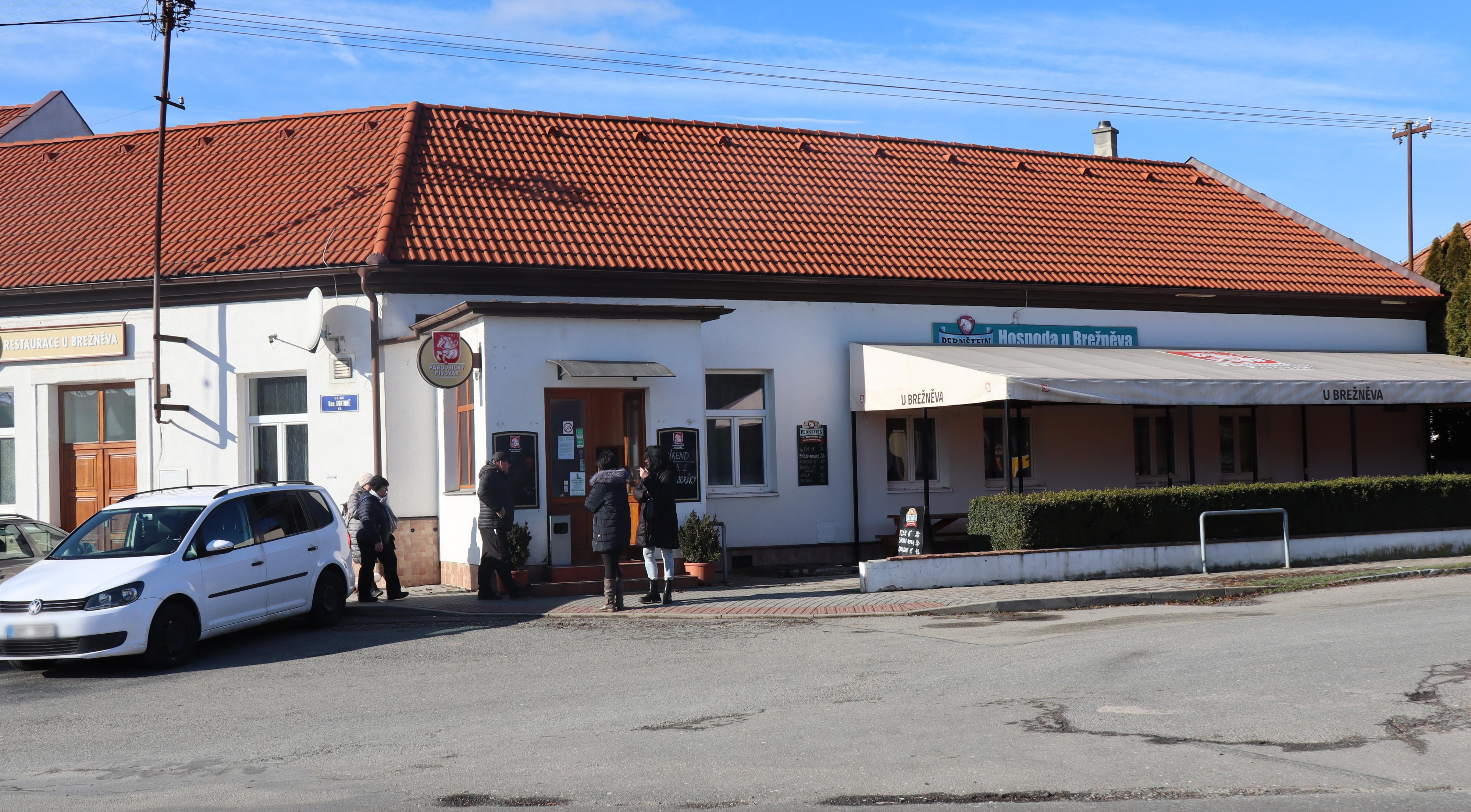 Restaurace U BREŽNĚVA foto 2