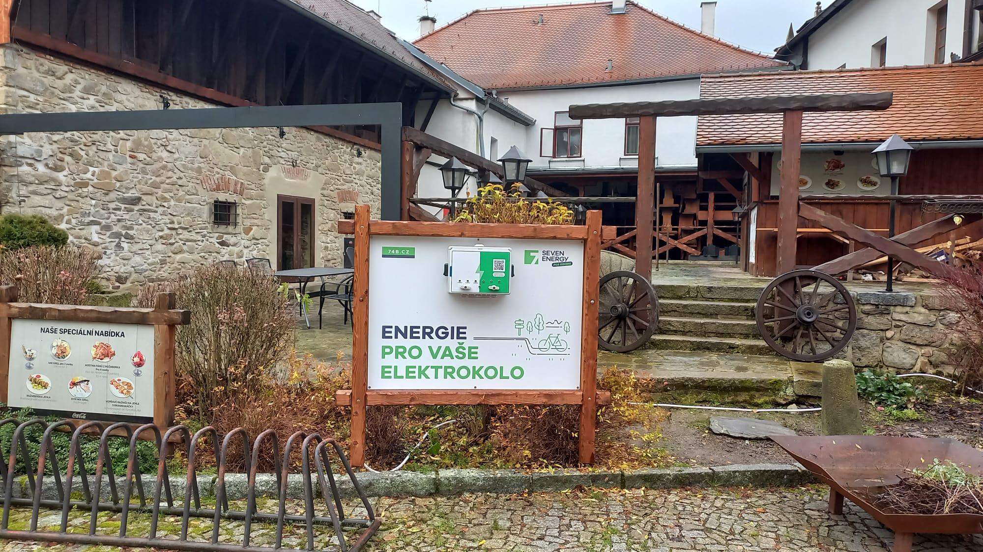 Nabíjecí stanice Turistické informační centrum Rožmberk nad Vltavou - Hotel u Martina