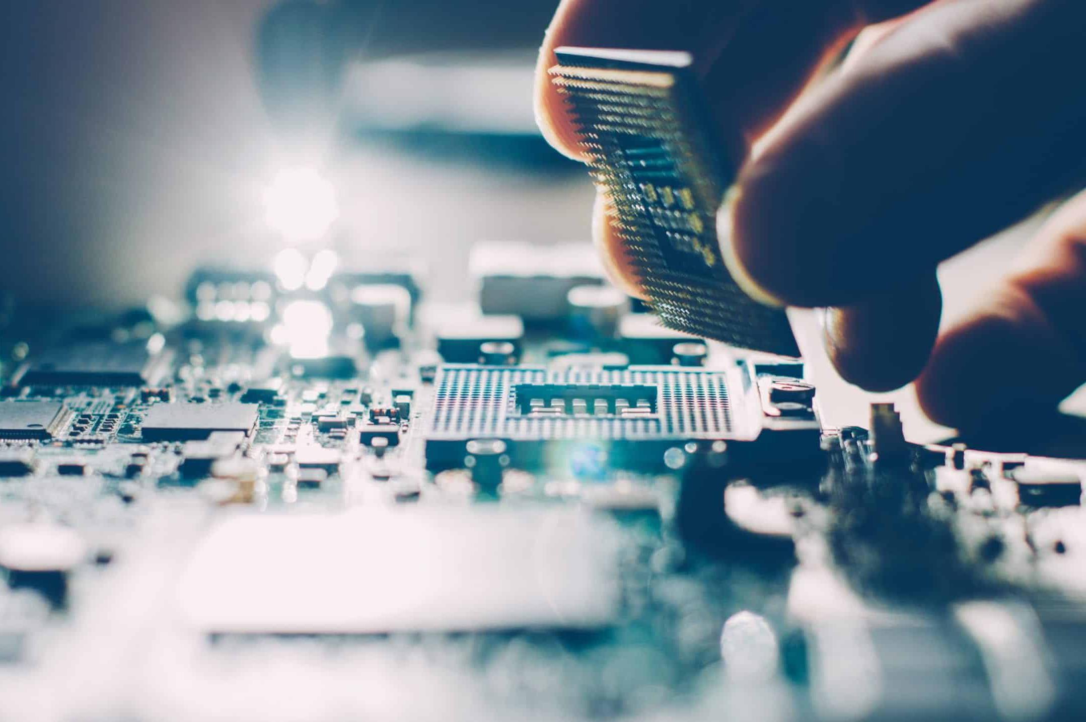 Jaroslav Kováč - Technik informačních technologií