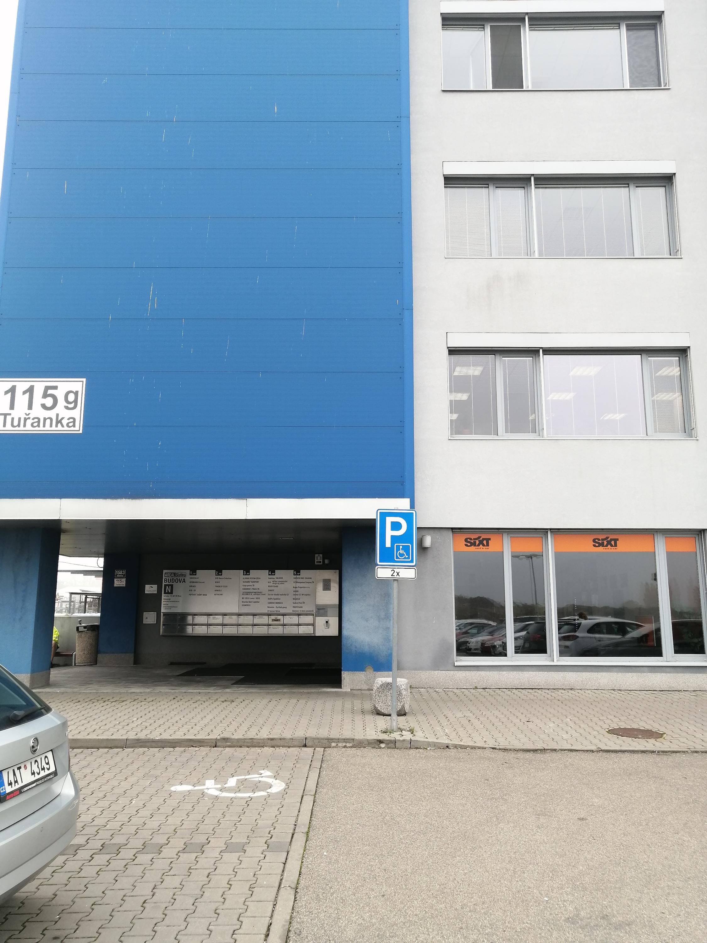 Sixt autopůjčovna foto 4