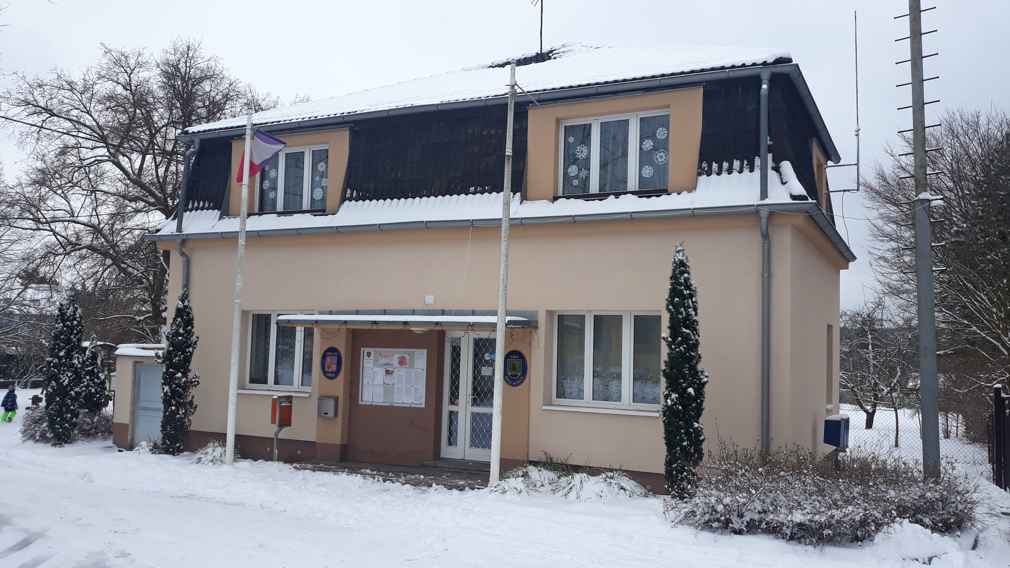 Malé Kyšice - obecní úřad foto 1