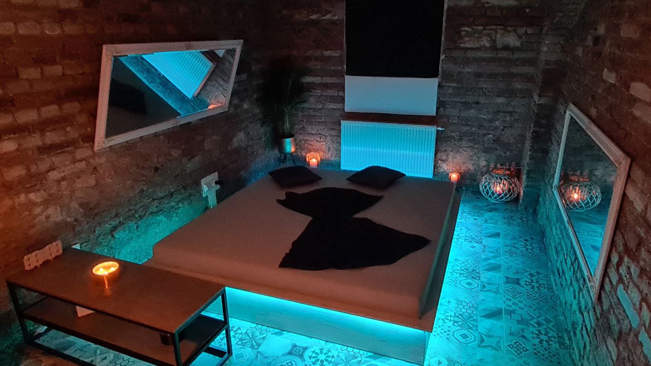 Erotické masáže v Praze - SecretPlace foto 3