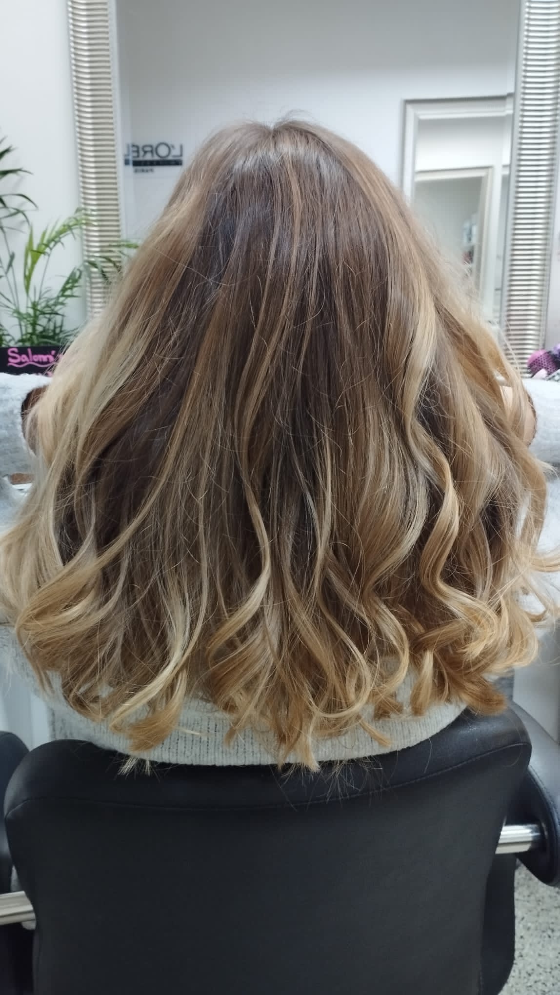 Zuzana Geislerová - kadeřnice foto 4