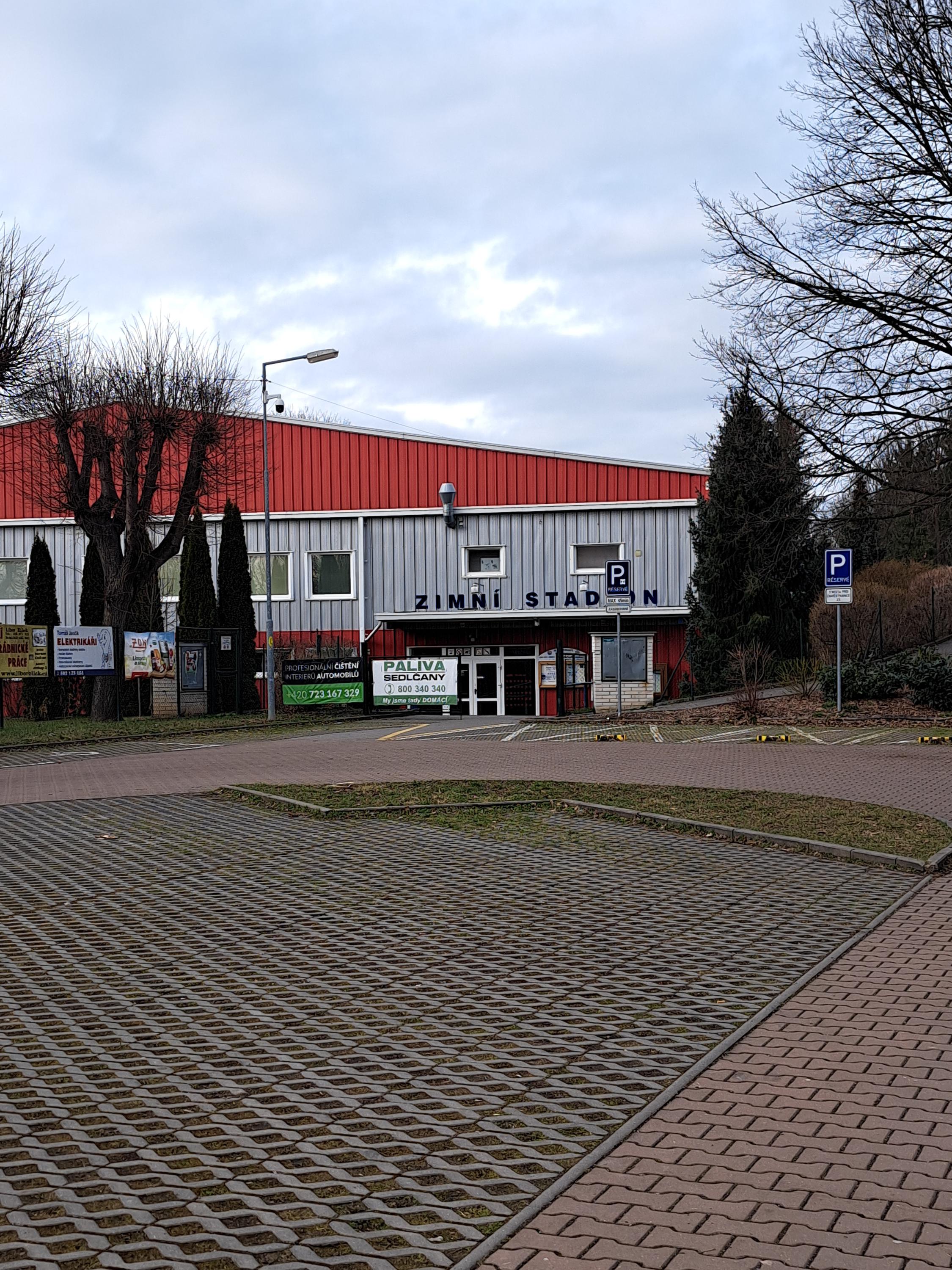 Sportovní areály Sedlčany - Zimní stadion foto 2