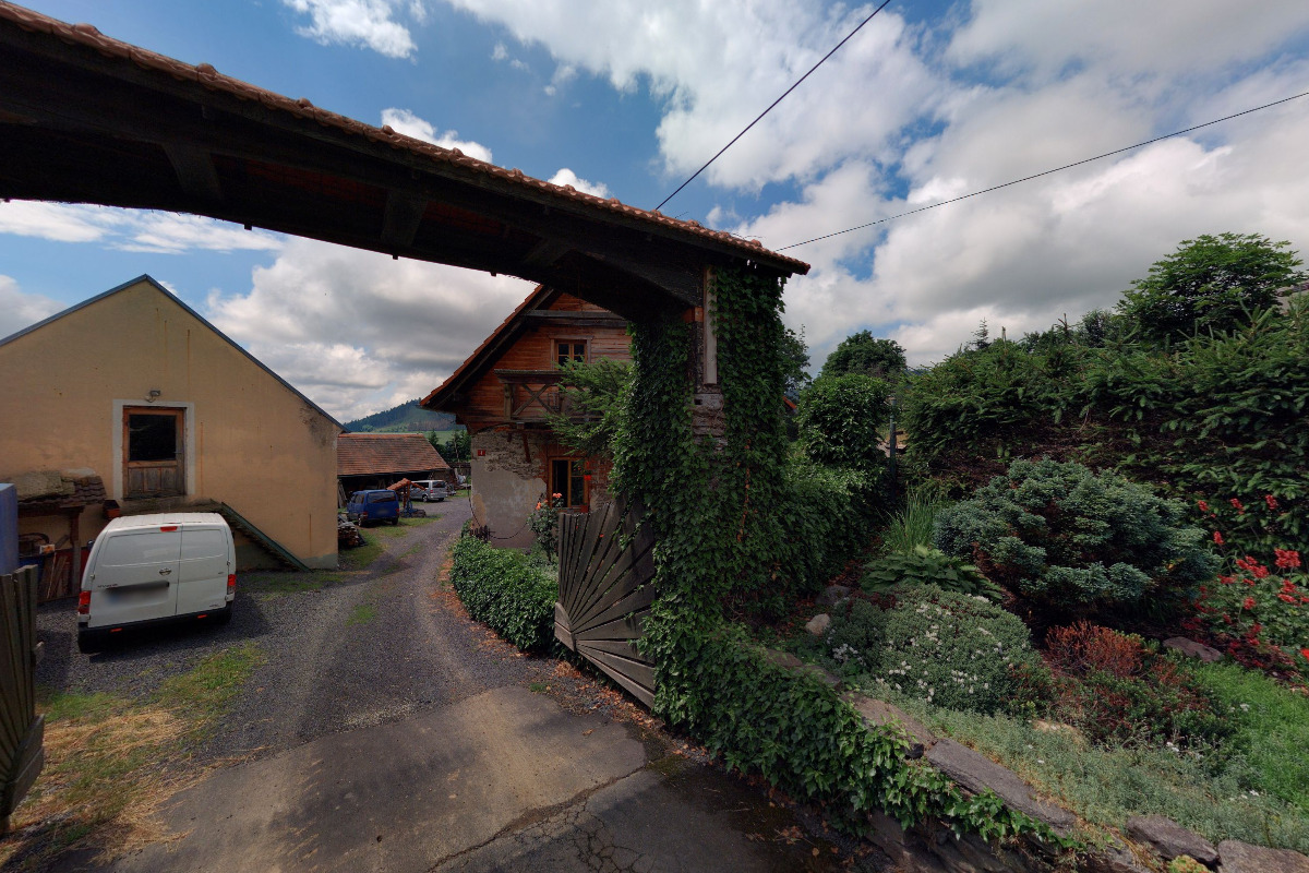 Truhlářství u rybníka foto 1