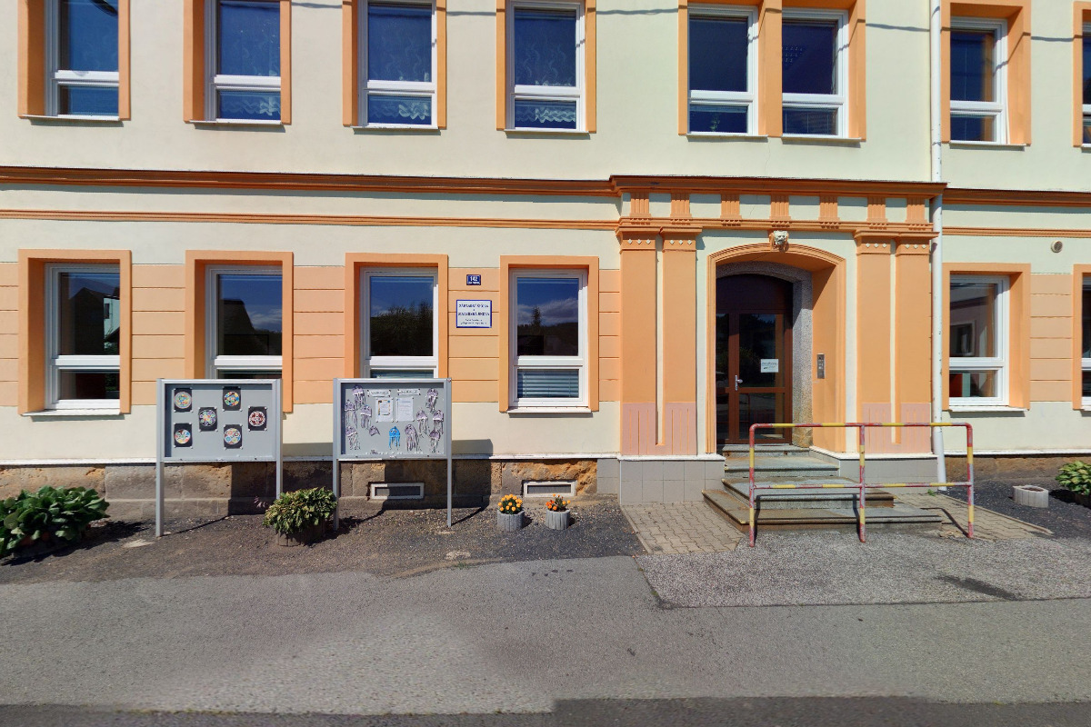 ZŠ a MŠ Dolní Poustevna foto 1