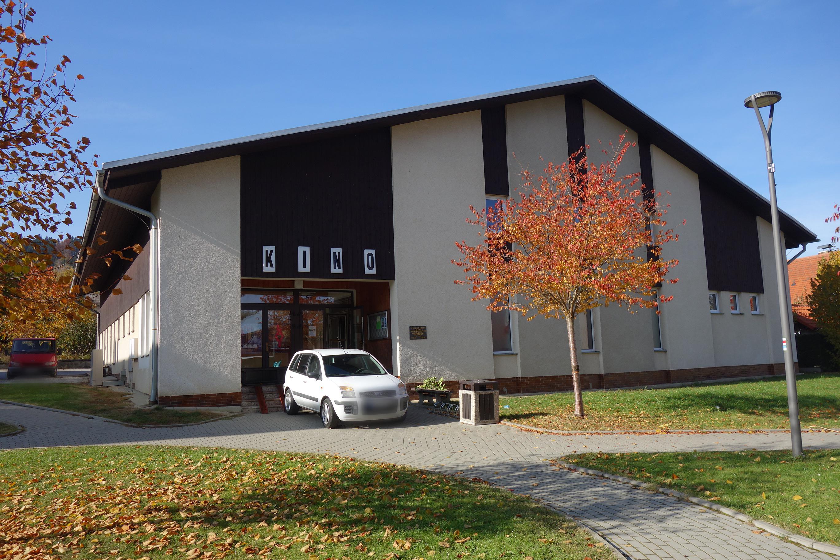 Kino Lhenice foto 2