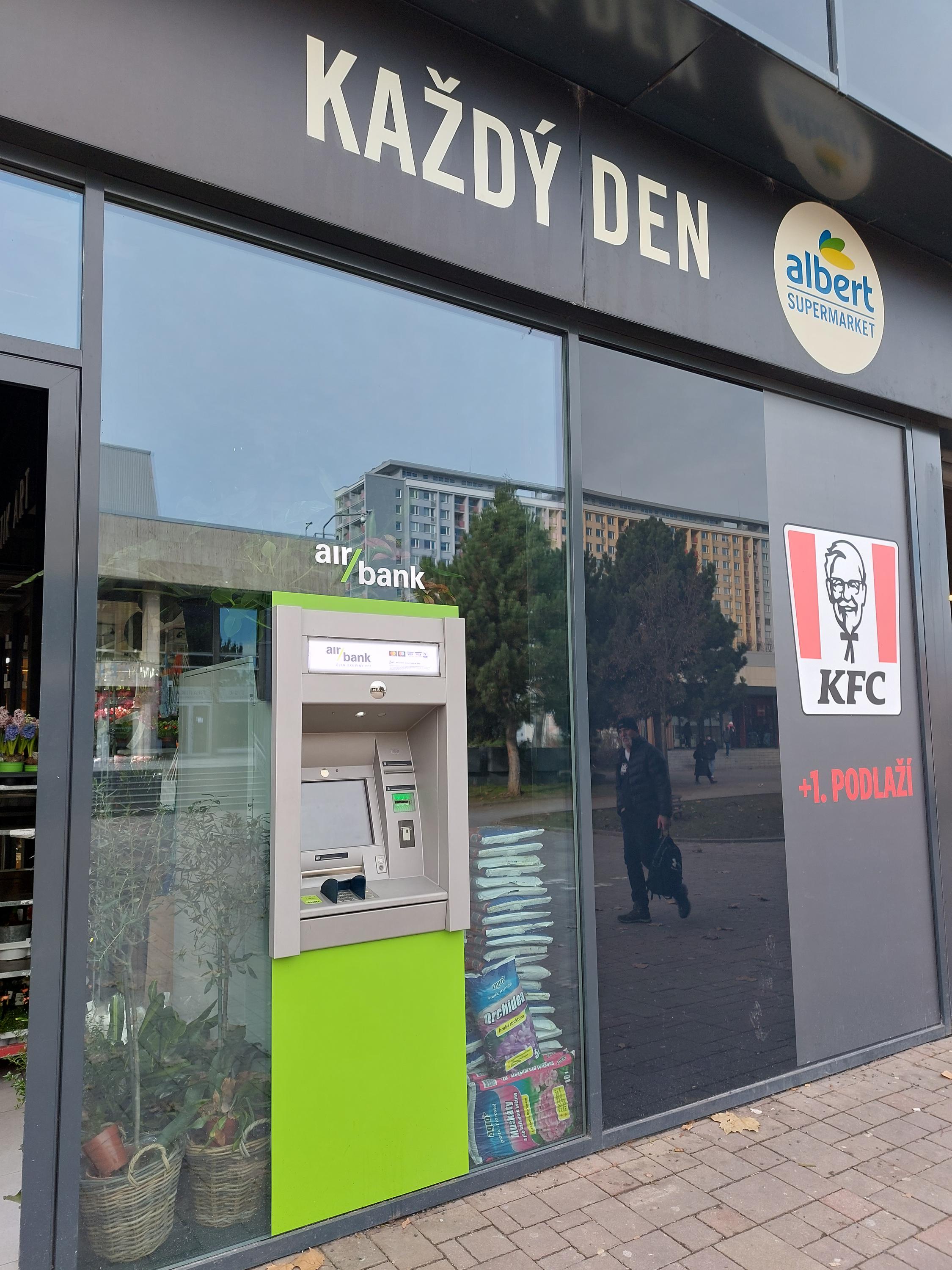 Bankomat Air Bank foto 1