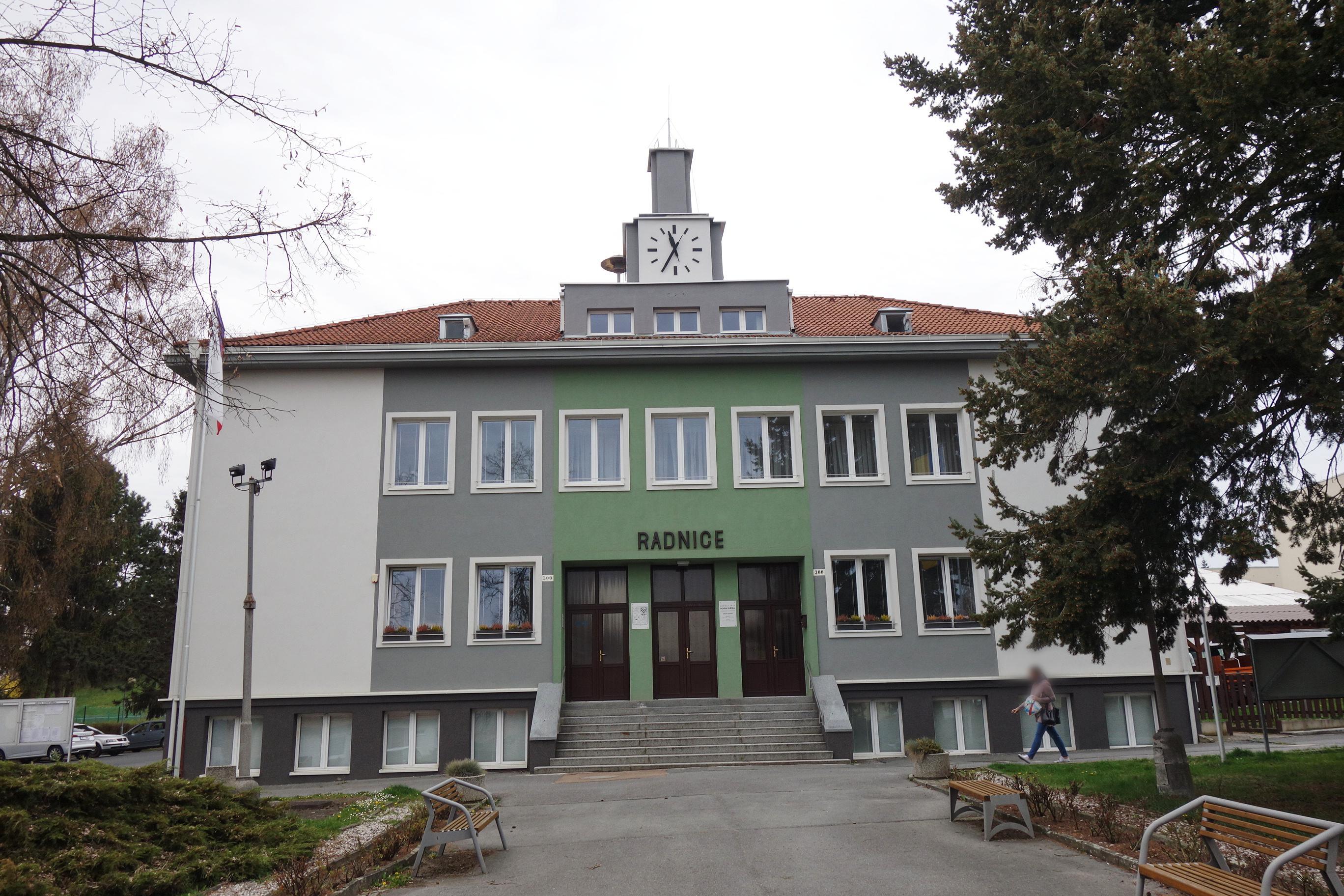 Horní Bříza - městský úřad foto 2