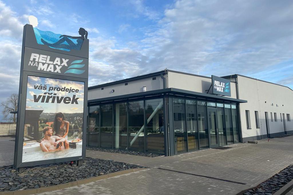 Největší showroom vířivek a saun v ČR, přijďte