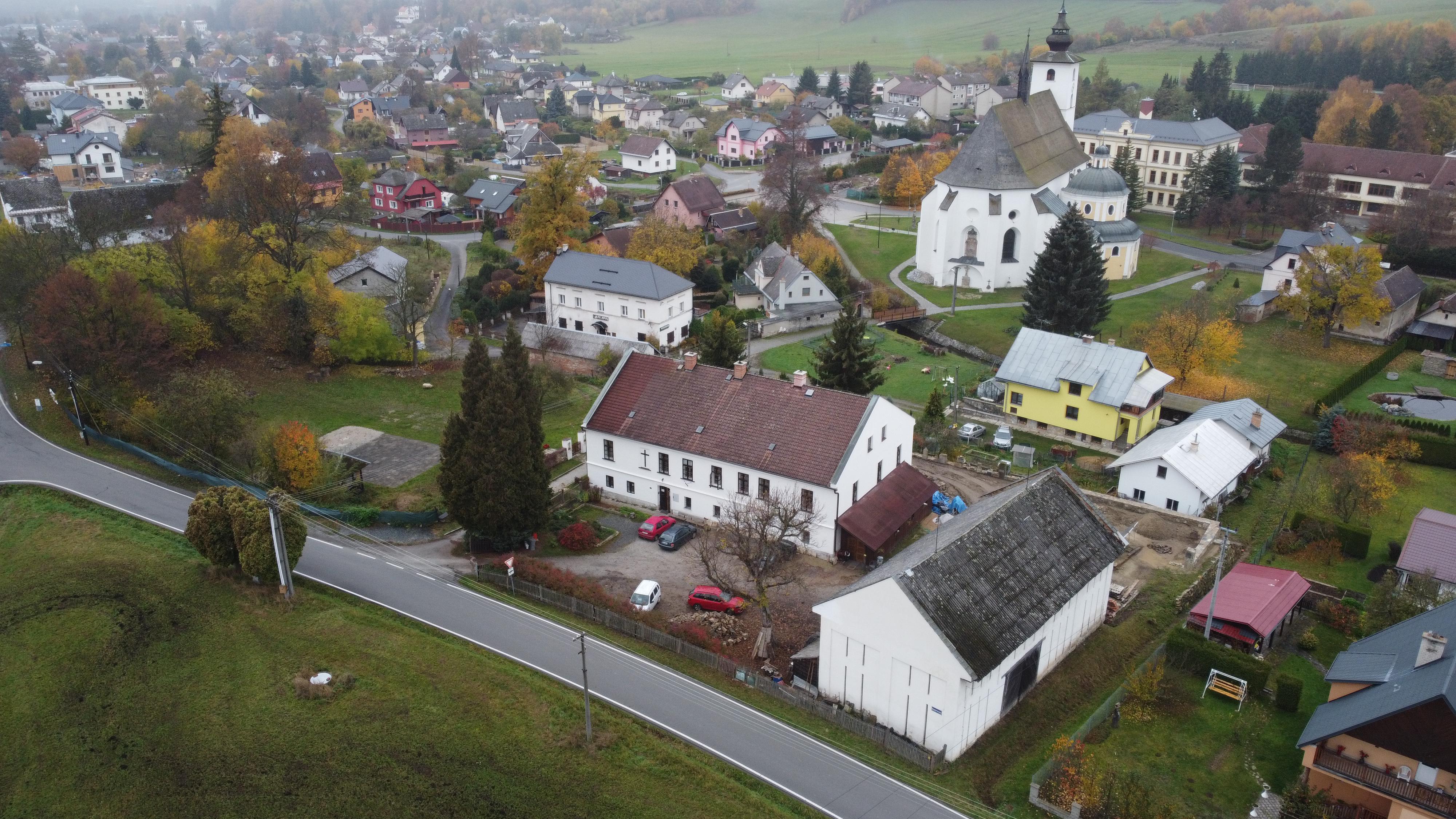Fara Losiny foto 2
