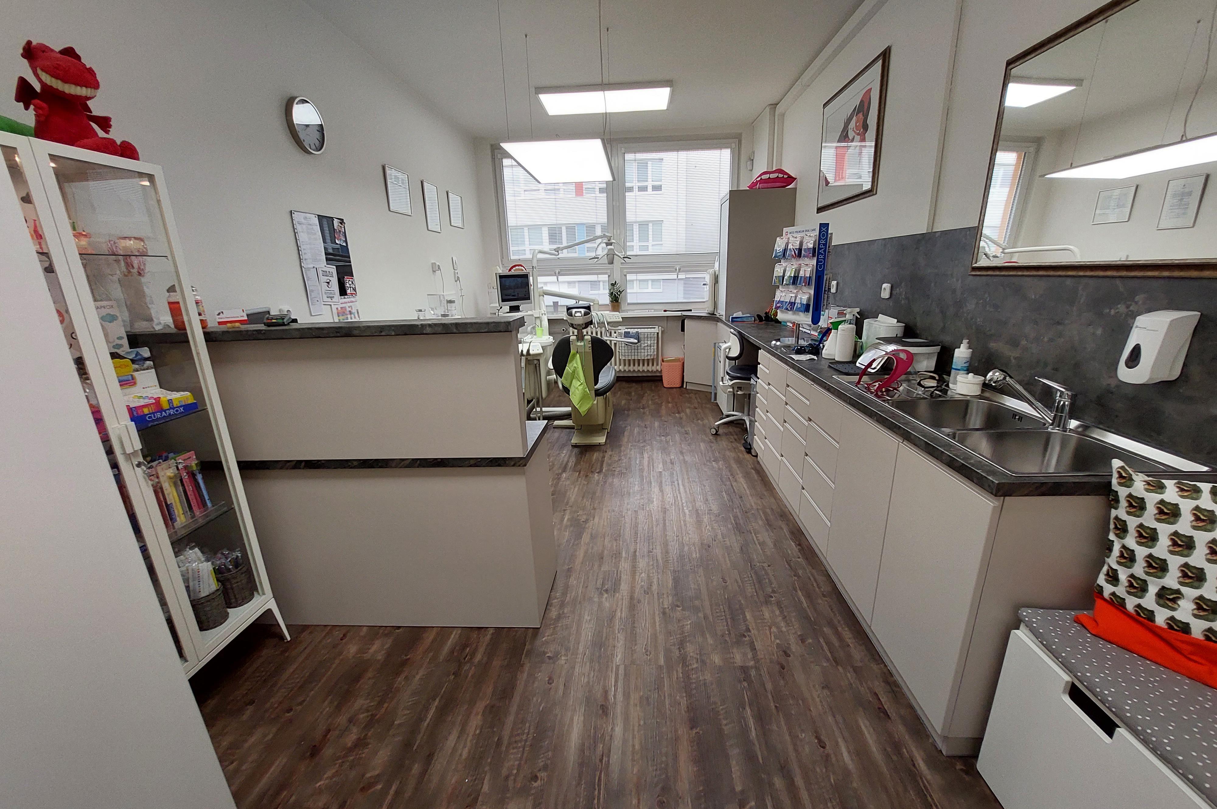 Dentální hygiena Třebíč, HELMED s. r. o.