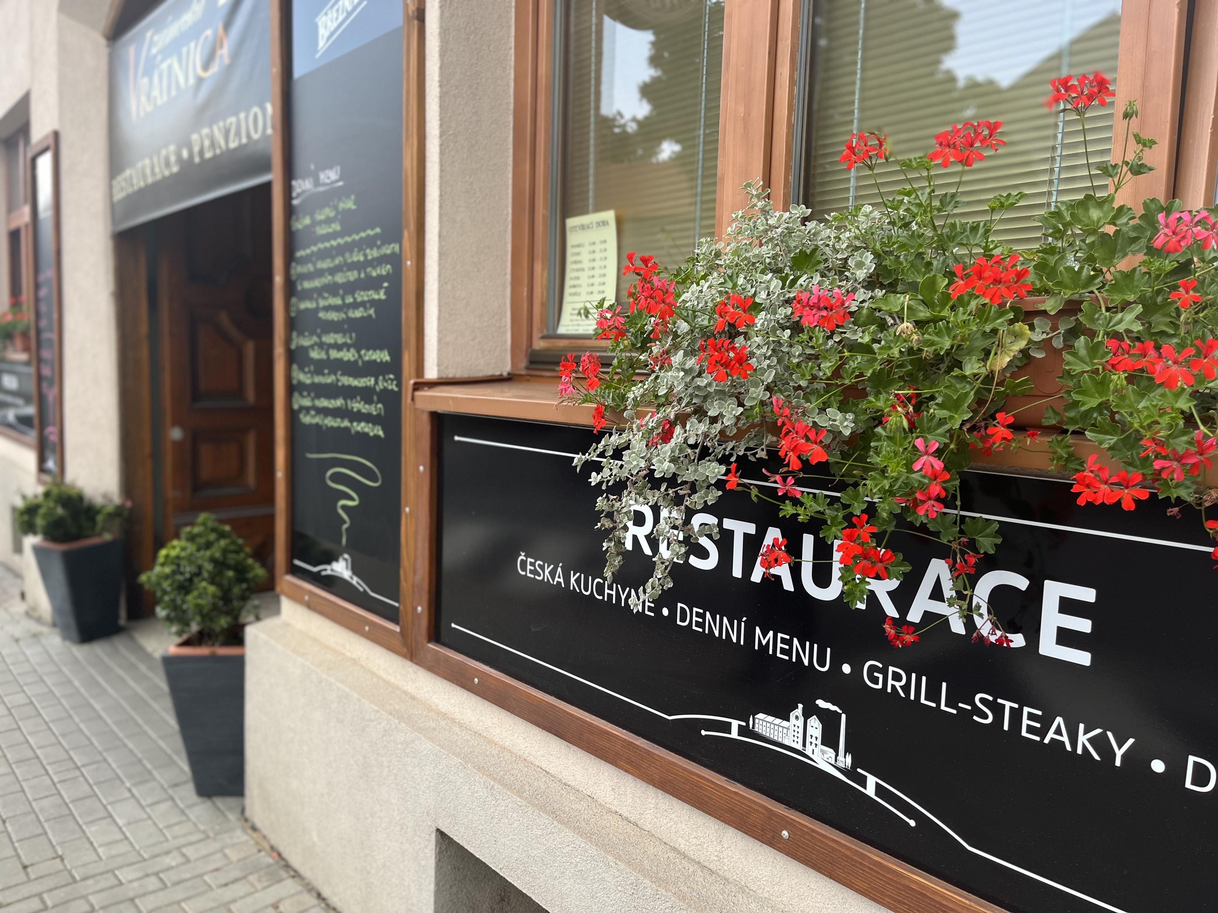 Zámecká Vrátnica - restaurace foto 6