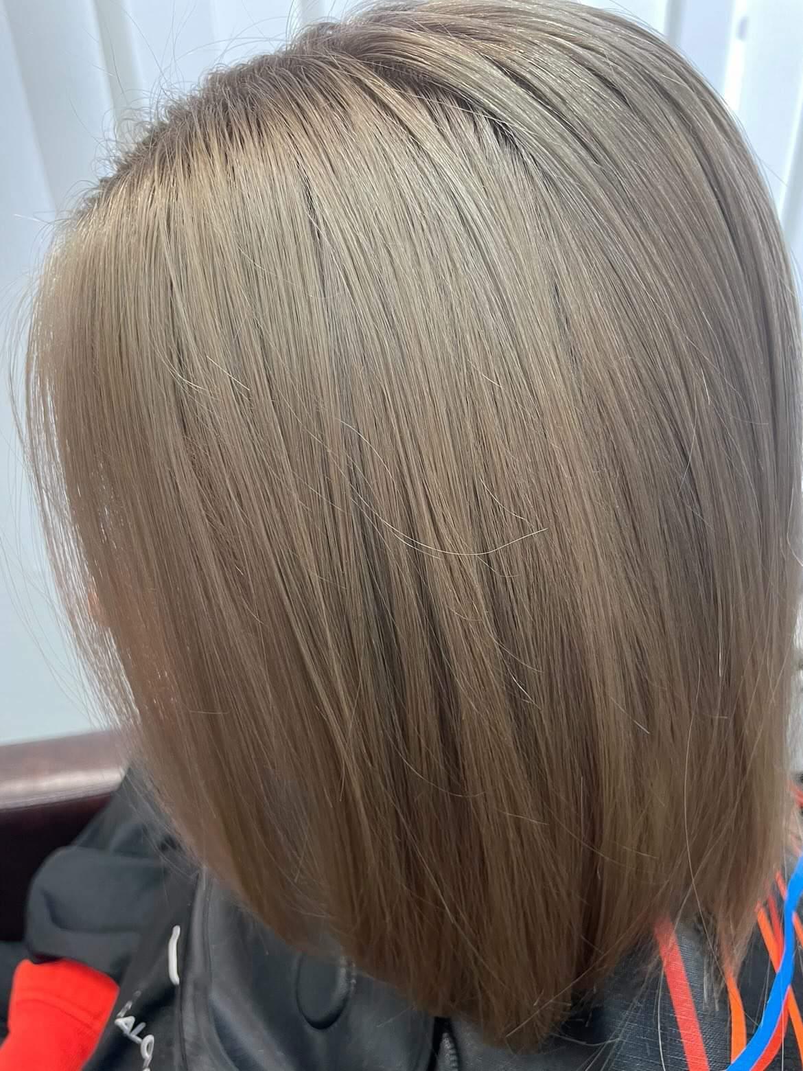 Lenka Symjonka - Kadeřnictví foto 2